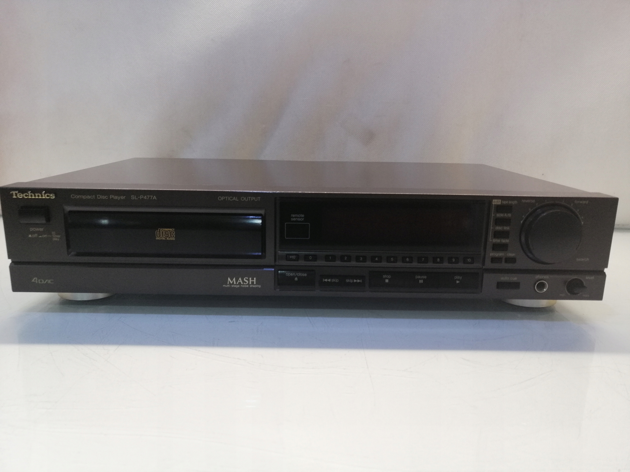 ODTWARZACZ CD TECHNICS SL-P477A