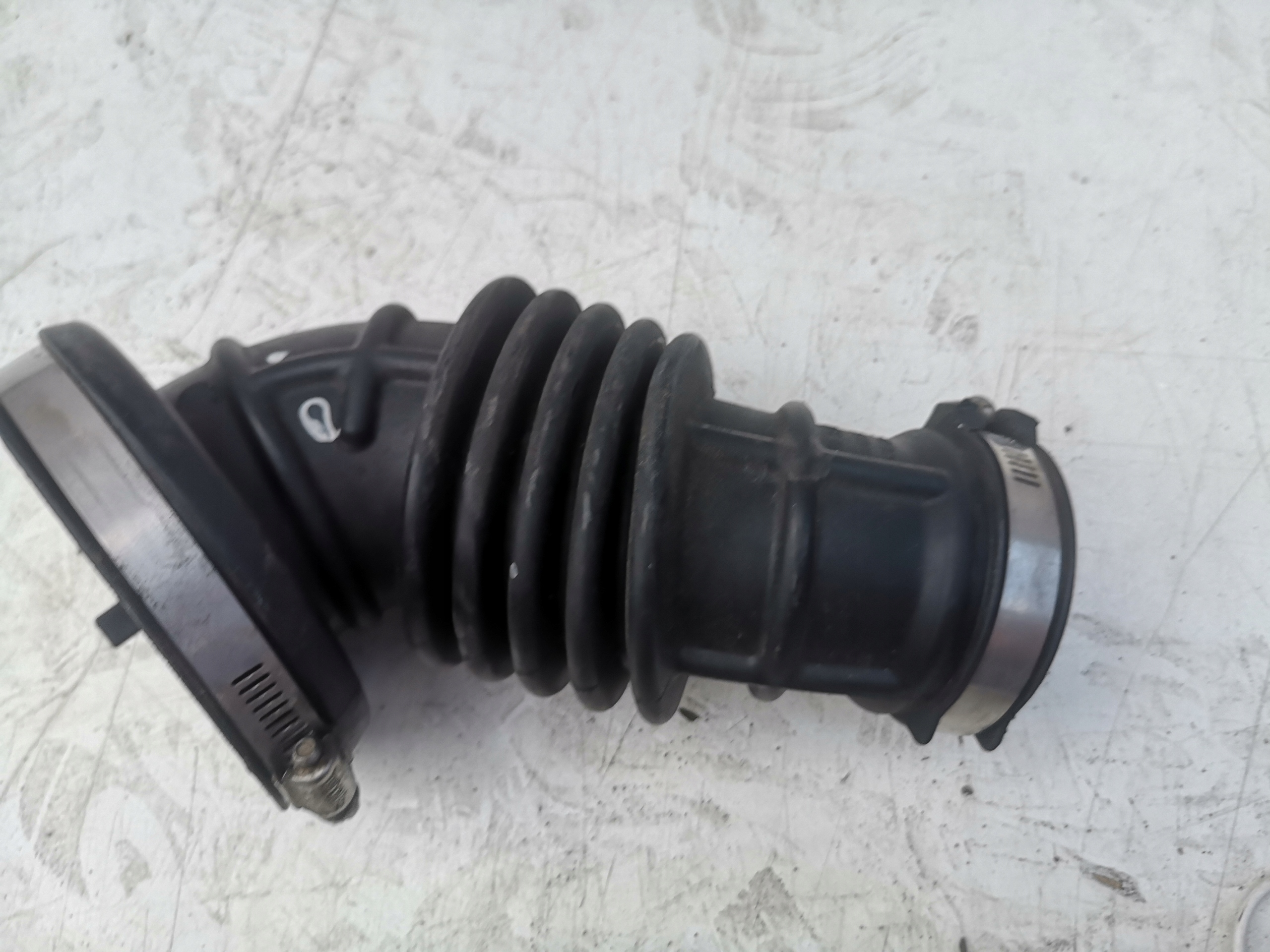OPEL INSIGNIA B pipe hose air 1.6CDTI