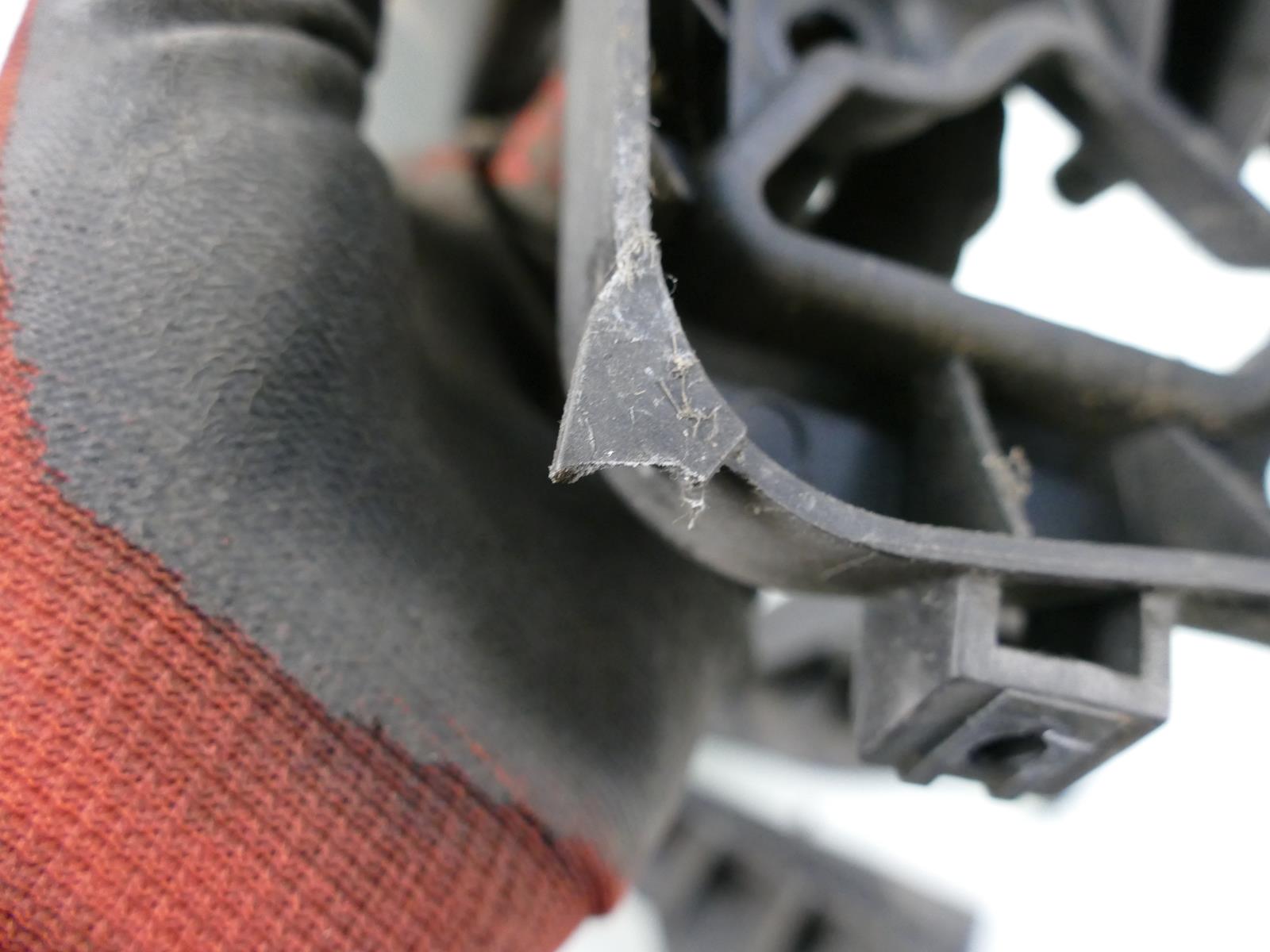 AUDI A8 D3 LIFT bumper bracket rear part KOMPLET