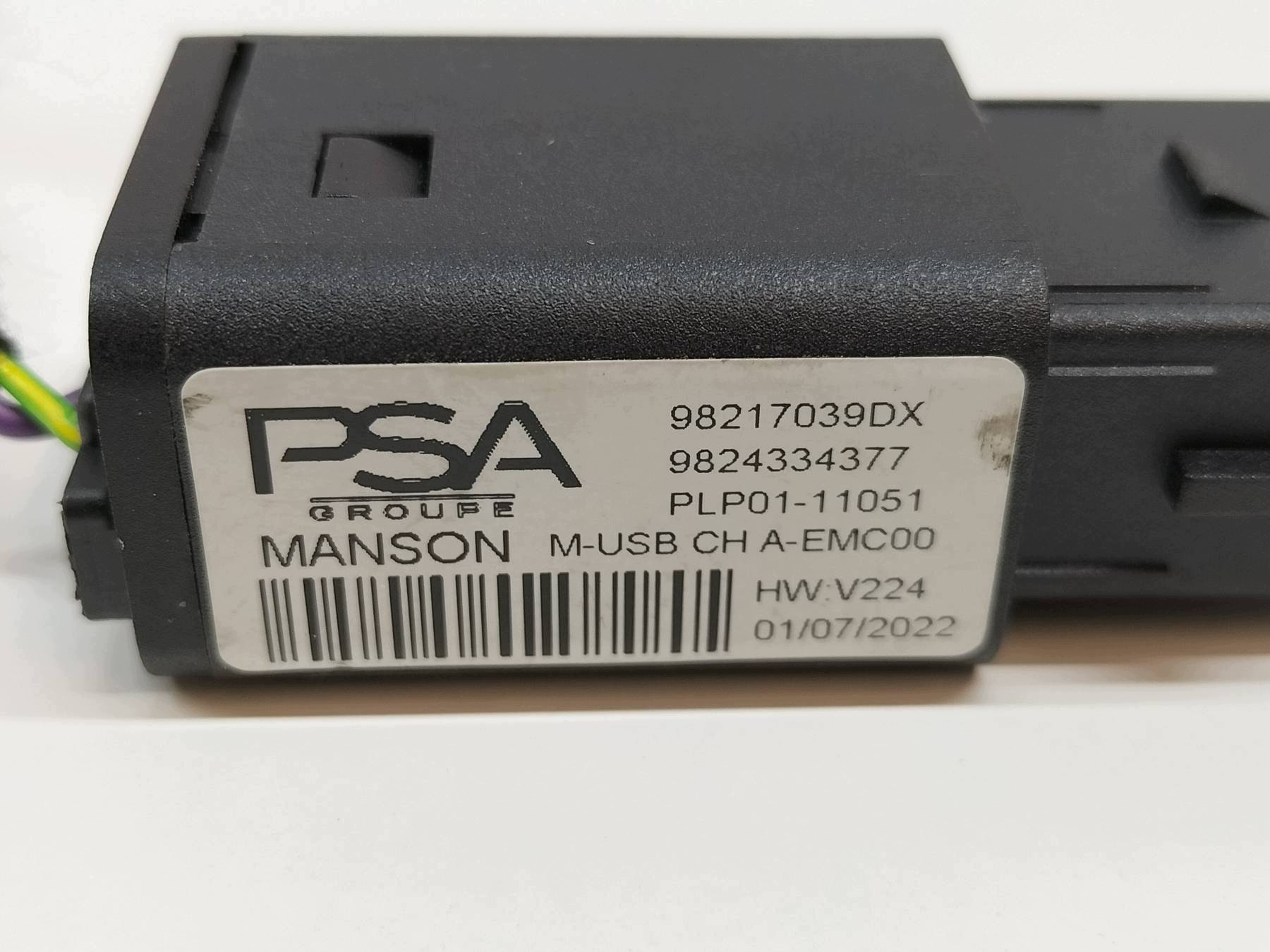 adapter USB 98217039DX 9824334377 Peugeot 208 II (2019- )