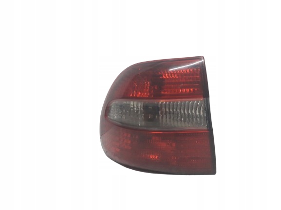VOLVO V40 95-04 LAMPA LEWY TYŁ 285901