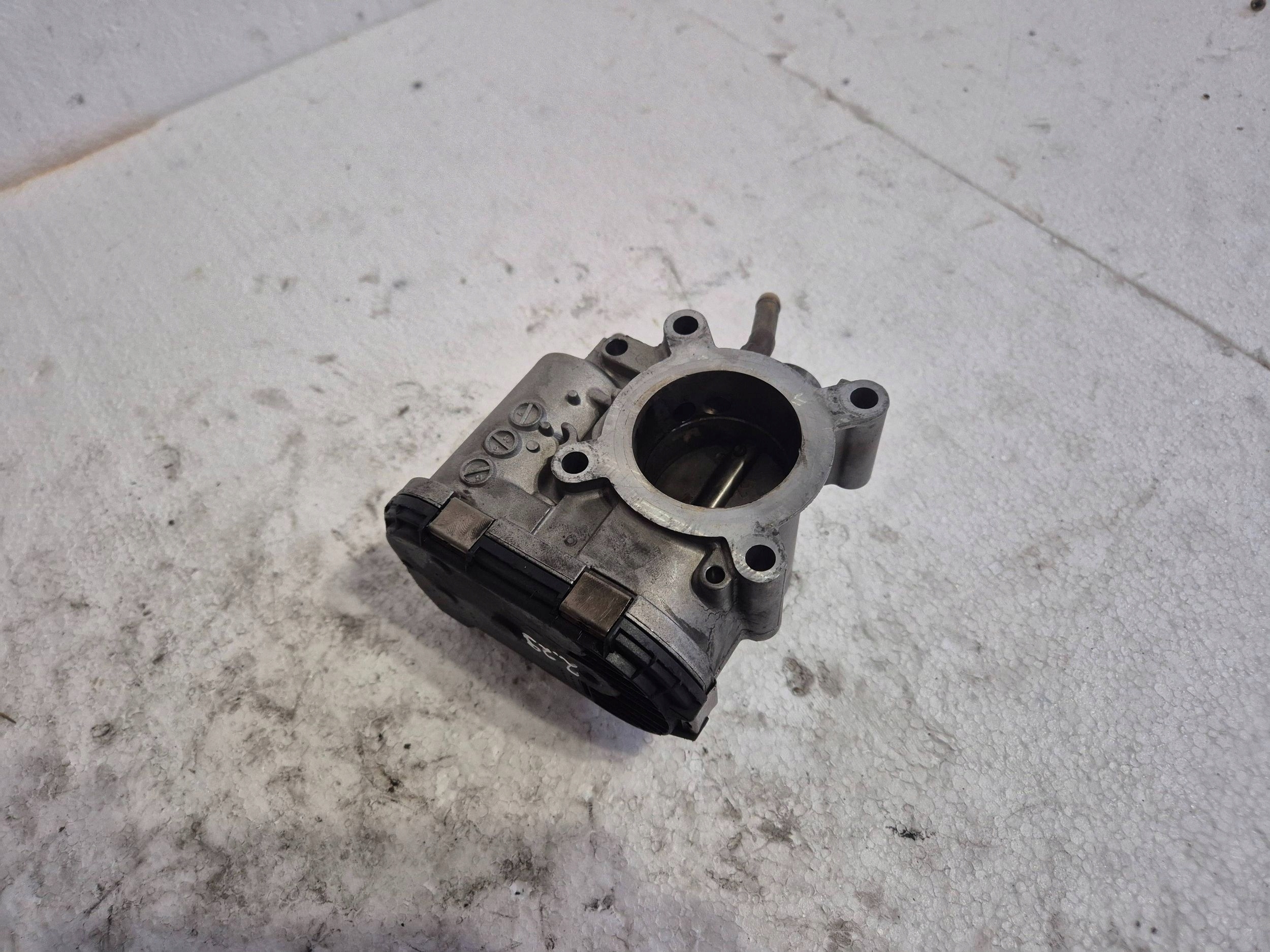 Valvola a farfalla 030133062 Vw Polo 6N2 1.0 1.4 B
