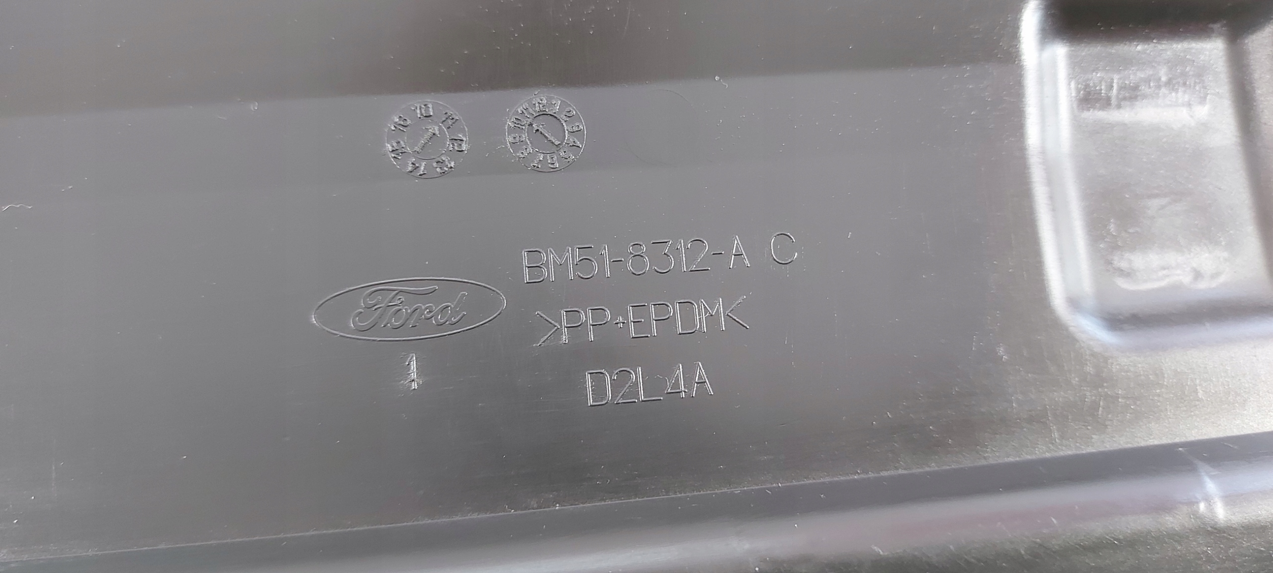 FORD FOCUS MK3 volant vzduchový přívod LAPACZ OE