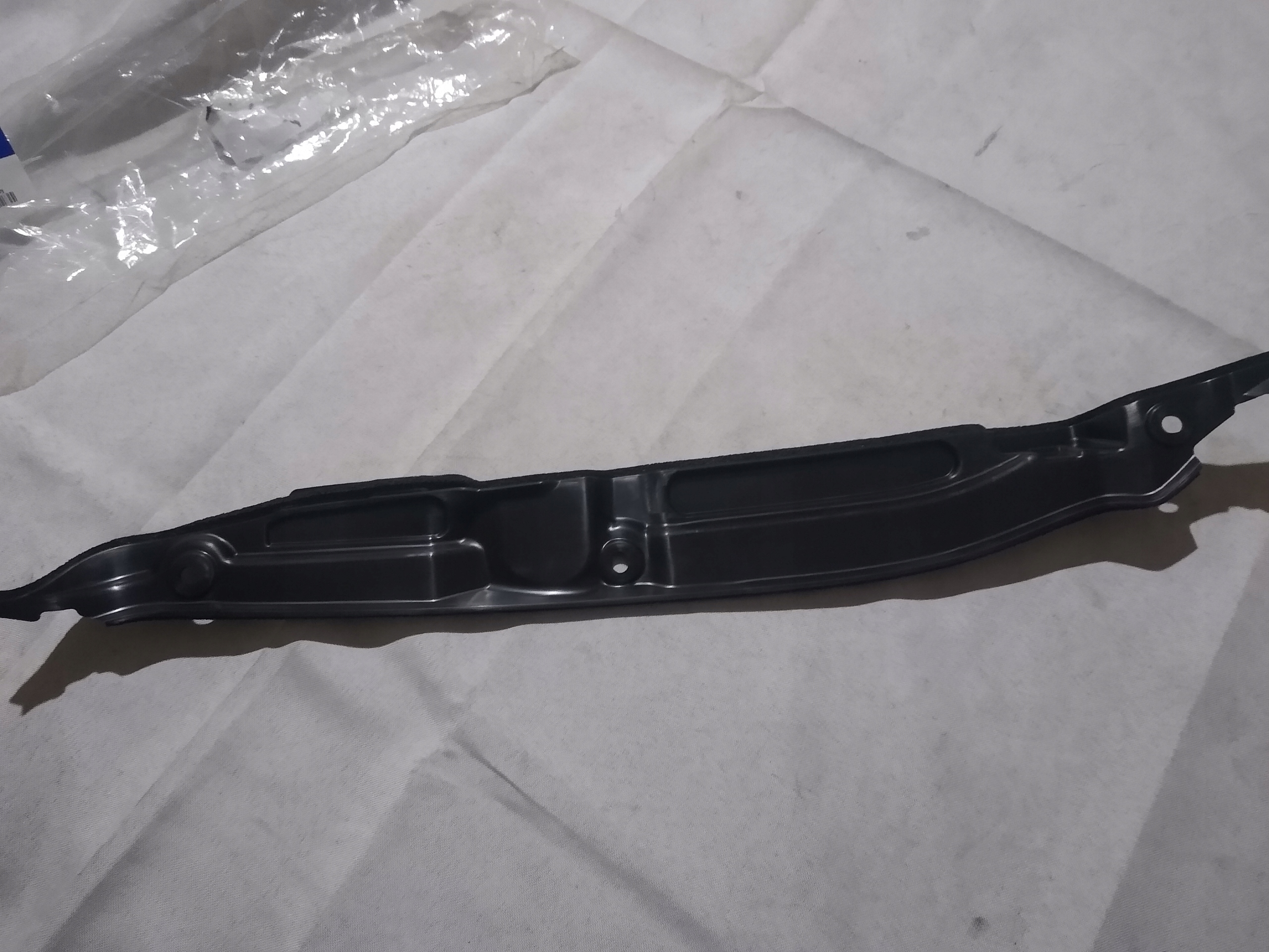 84142-C8000 - Hyundai I20 звукоизоляция правого крыла 84142c8000