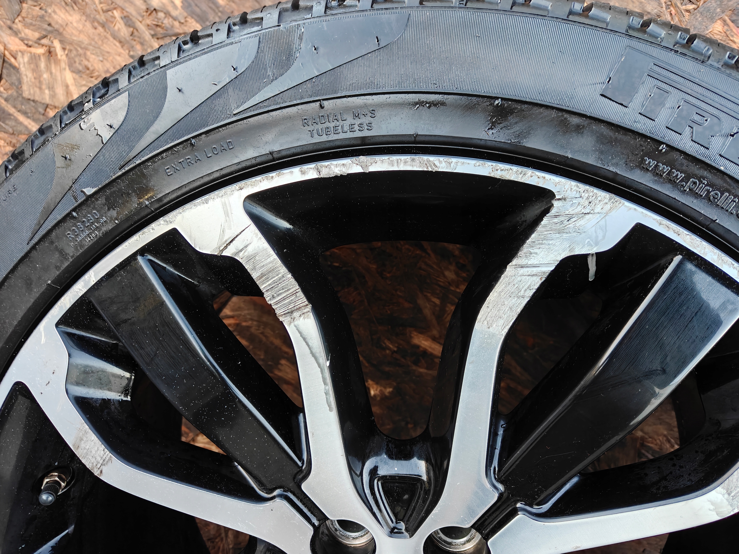 wheels discs RANGE ROVER SPORT L494 LIFT PIRELLI SCORPION ZERO 275 45 R21