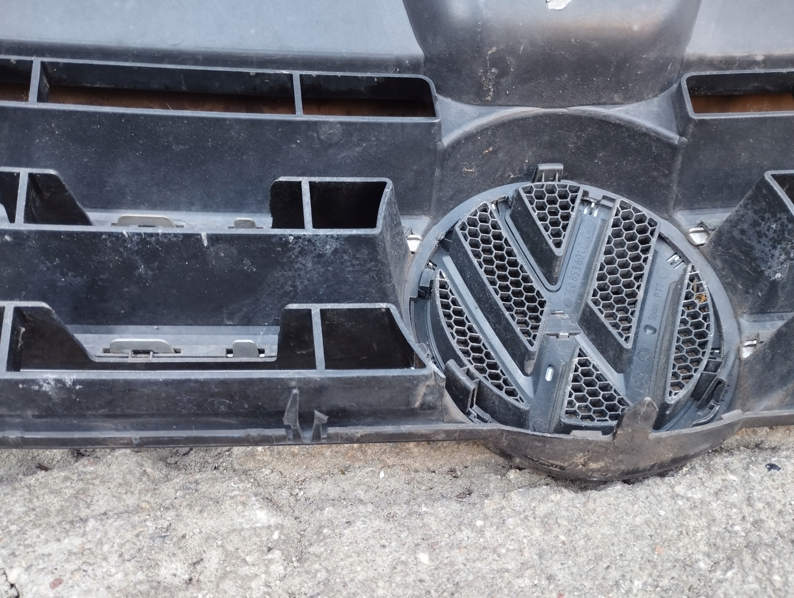 VW Transporter T5 Kühlergrill FRONTGRILL Kühlergitter 7E5853651A - Thumbnail 9