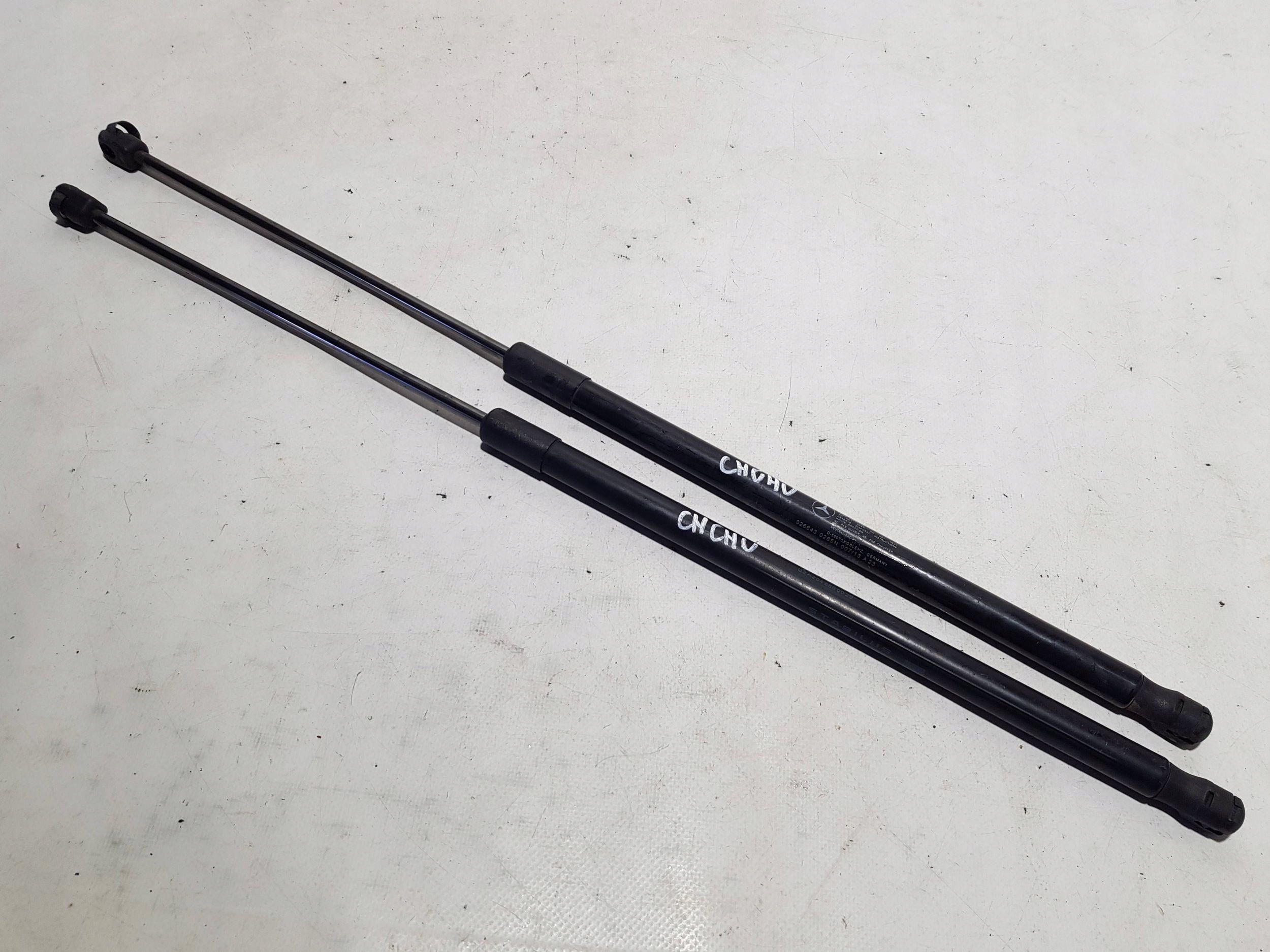 Silowniki bonnets komplet Mercedes C W204 E W212