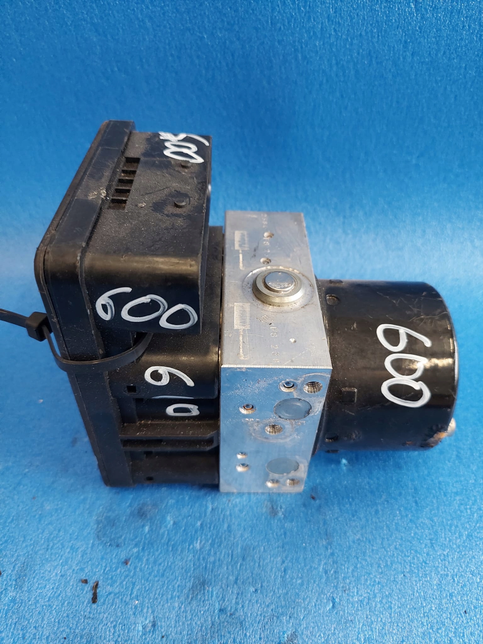 pump ABS BMW BMW 1 6789301