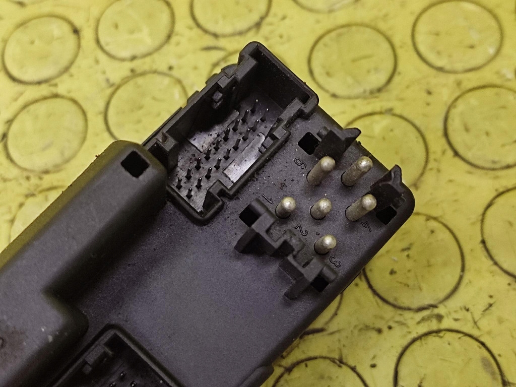 BMW E39 window control switch 61316904304