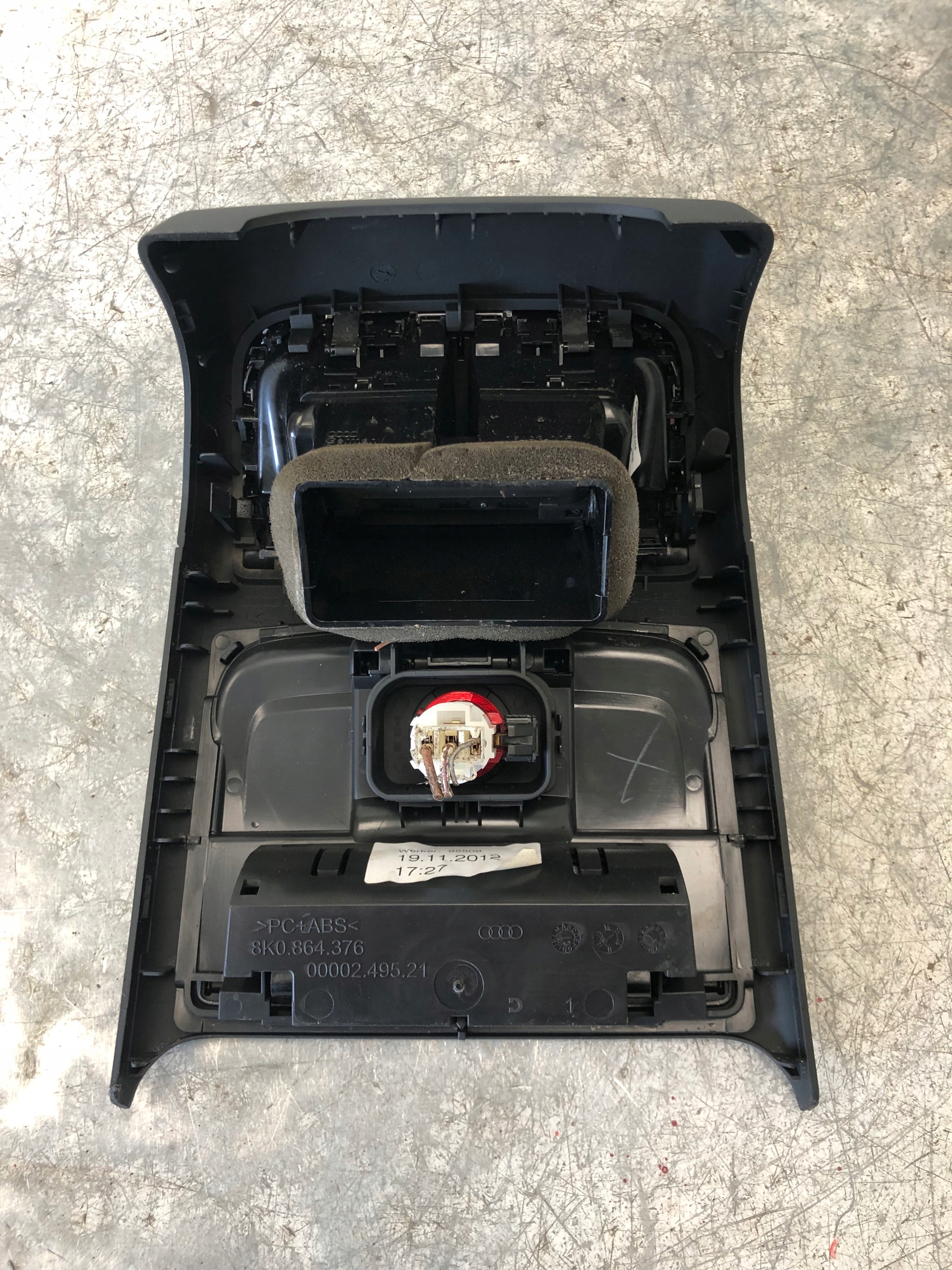 grid air conditioning devices rear part AUDI A4 B8 LIFT 8K0864376