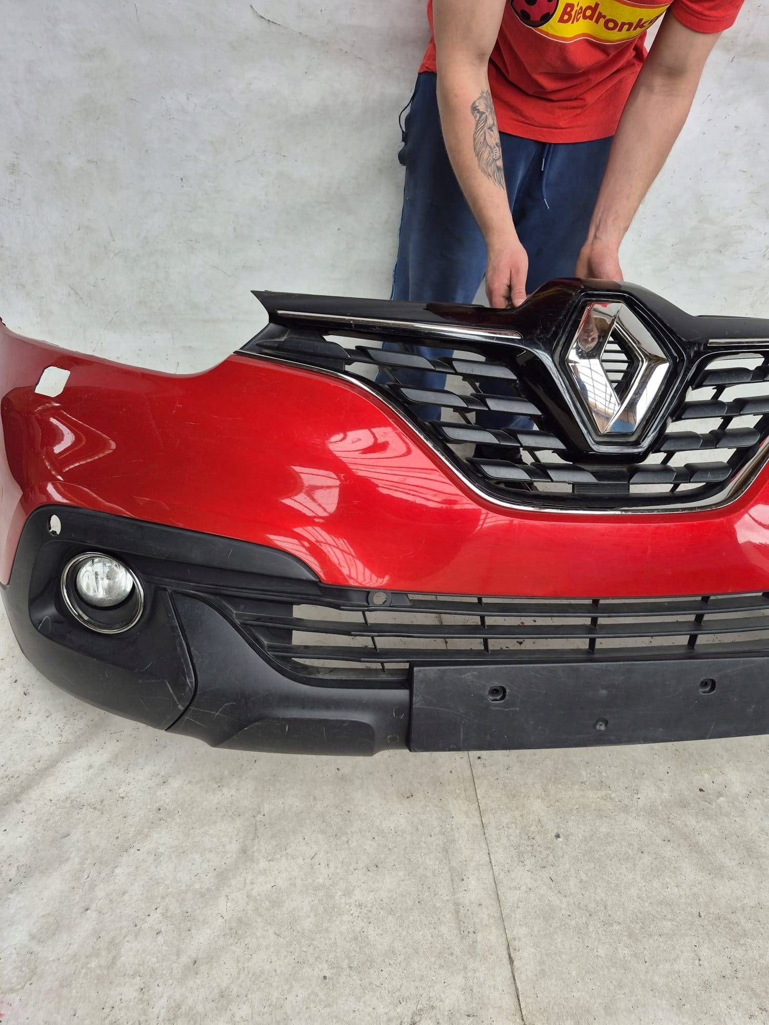 RENAULT KADJAR 15-18 bumper front front PDC SPR 620220343R