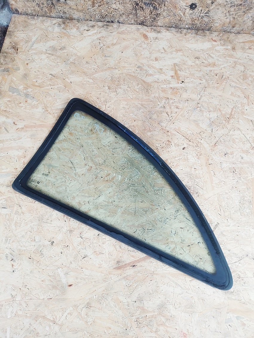 SZYBA KAROSERYJNA PRAWY TYŁ OPEL CORSA C 3 DRZWIOWA 2003-2009 Typ samochodu Samochody osobowe