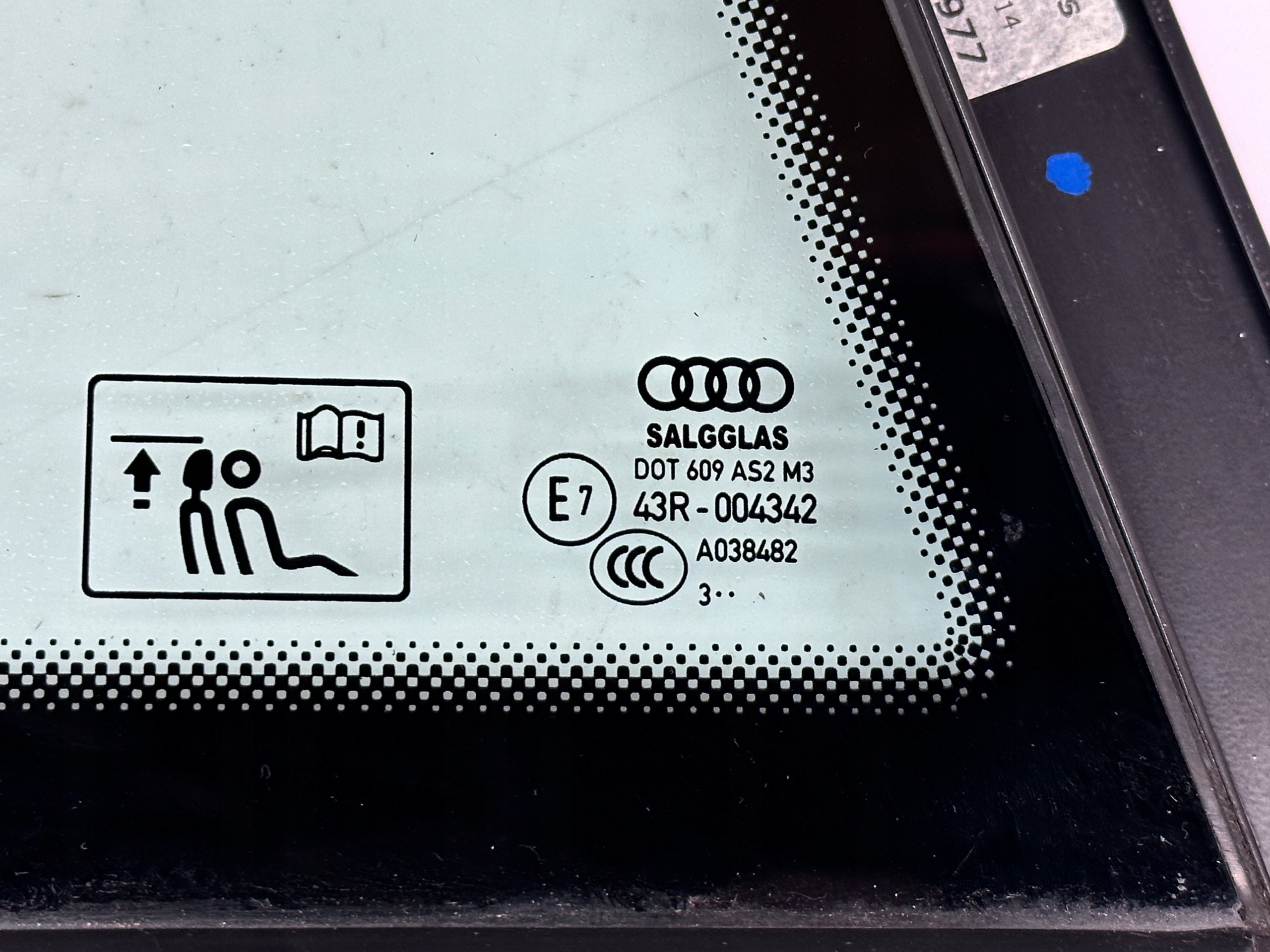 AUDI TT 8S rail bodywork bodywork right rear part COUPE 2013 SALGGLAS