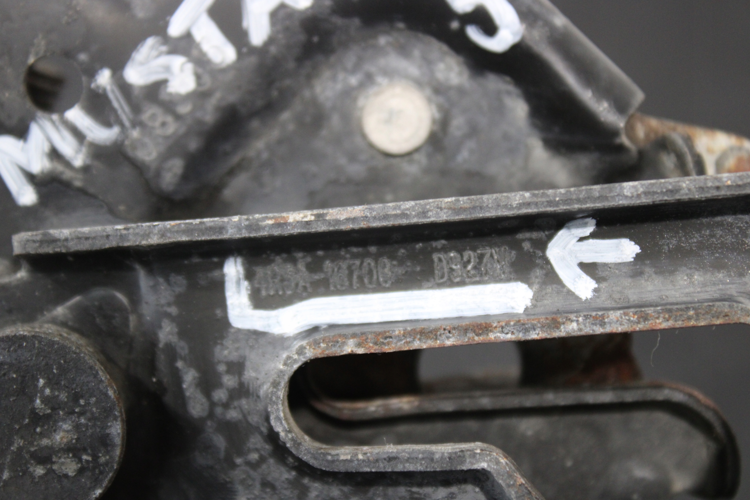 SERRURE CAPOT FORD MUSTANG V 5 4R3A-16700