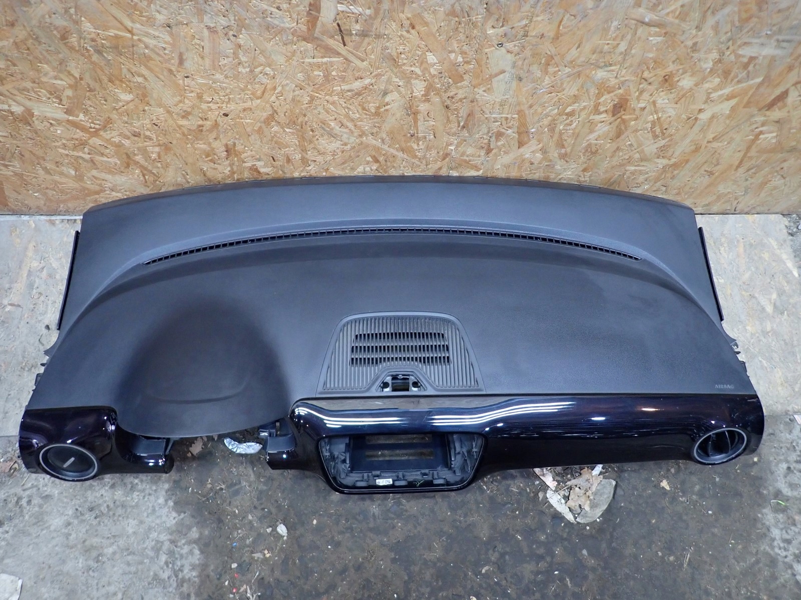 cockpit dashboard instrument panel VW UP SKODA CITIGO SEAT MII 1S LIFT 2016