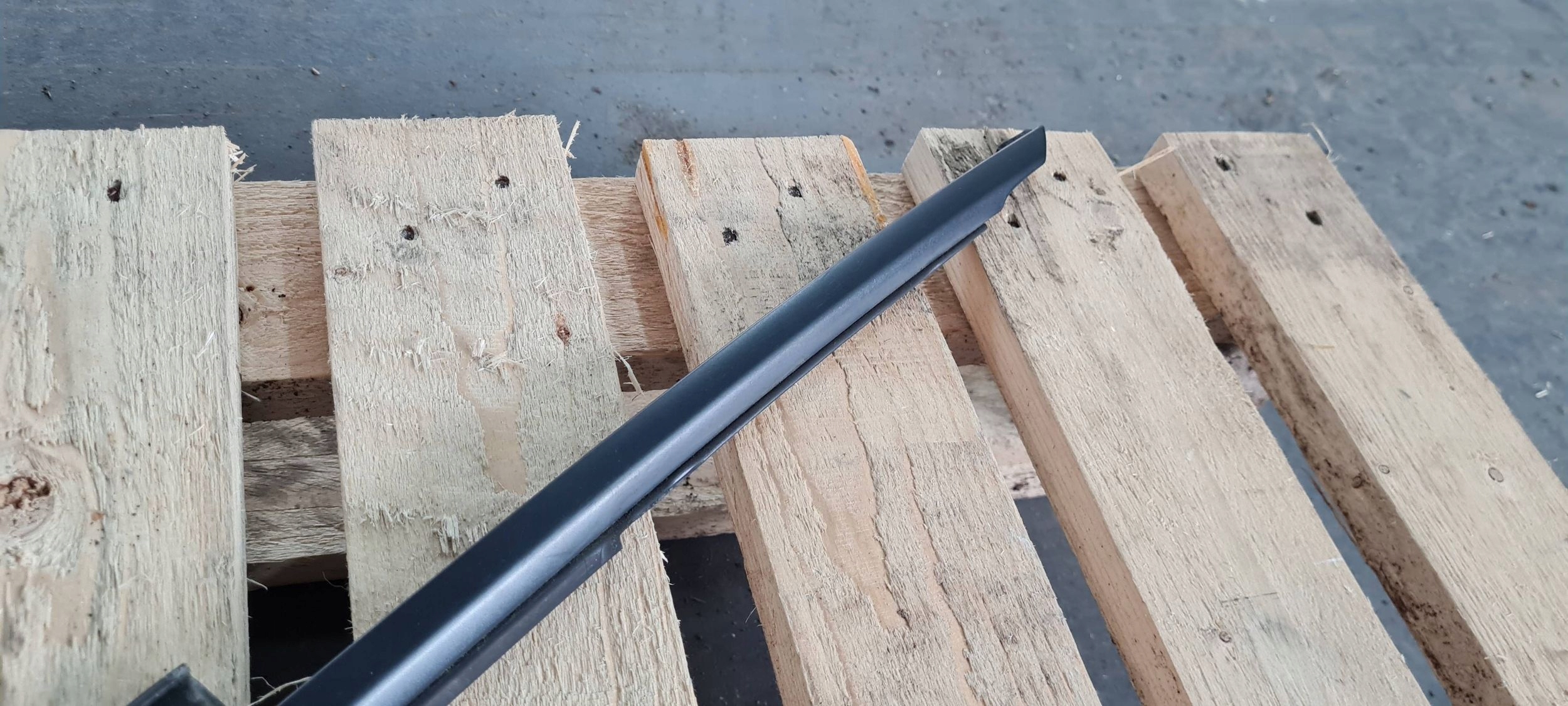 A5 8T LIFT COUPE moulding dust door left left front MAT 8T0853283E