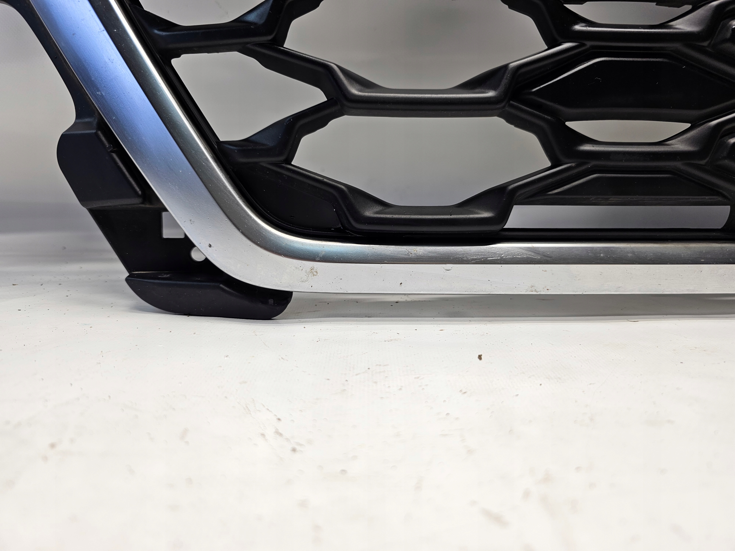 Audi Q3 Kühlergrill FRONTGRILL Kühlergitter 83F853651CG - Thumbnail 11