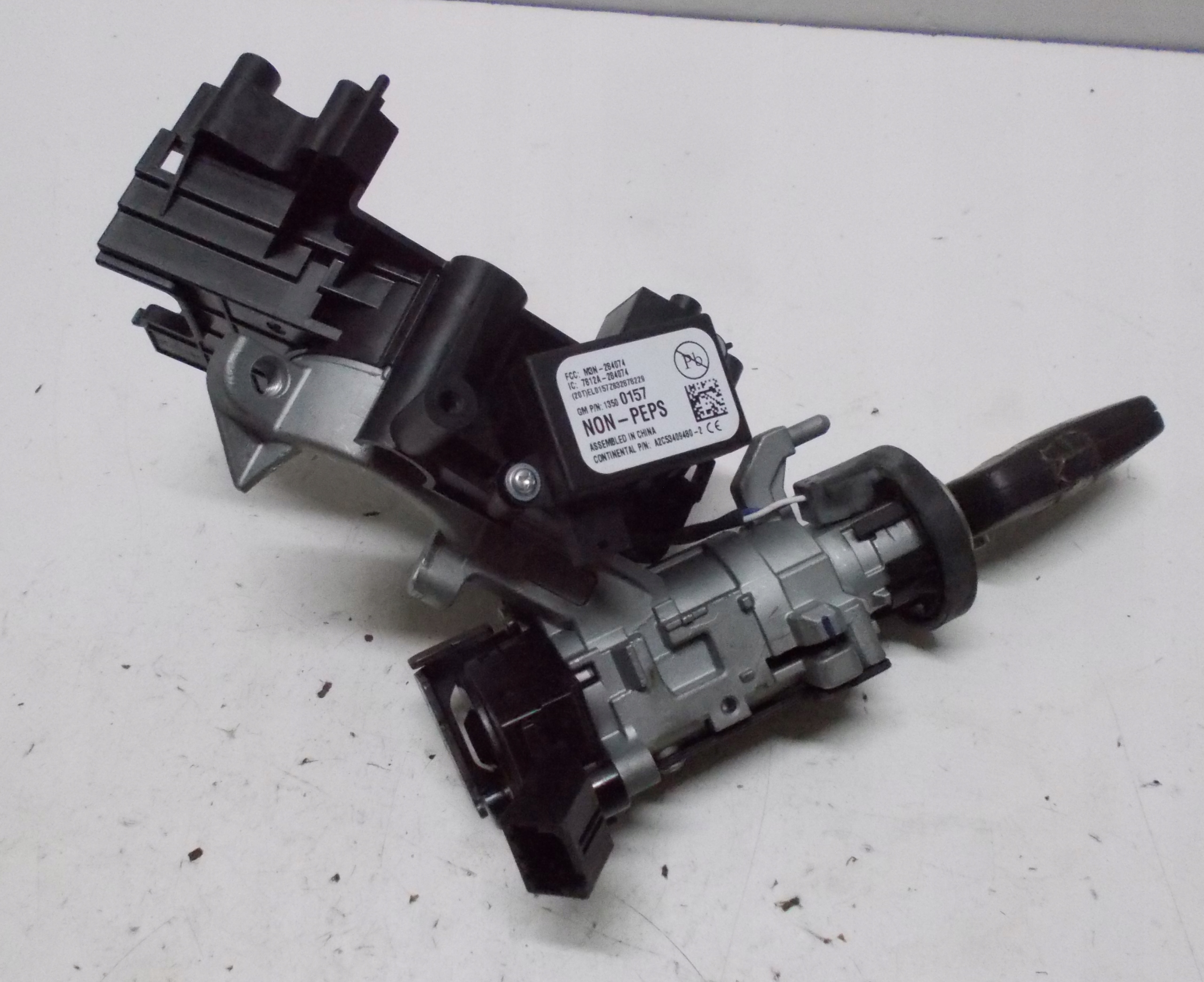 OPEL ASTRA J 1.7 CDTI 14R ignition key IMMOBILIZER 13500157