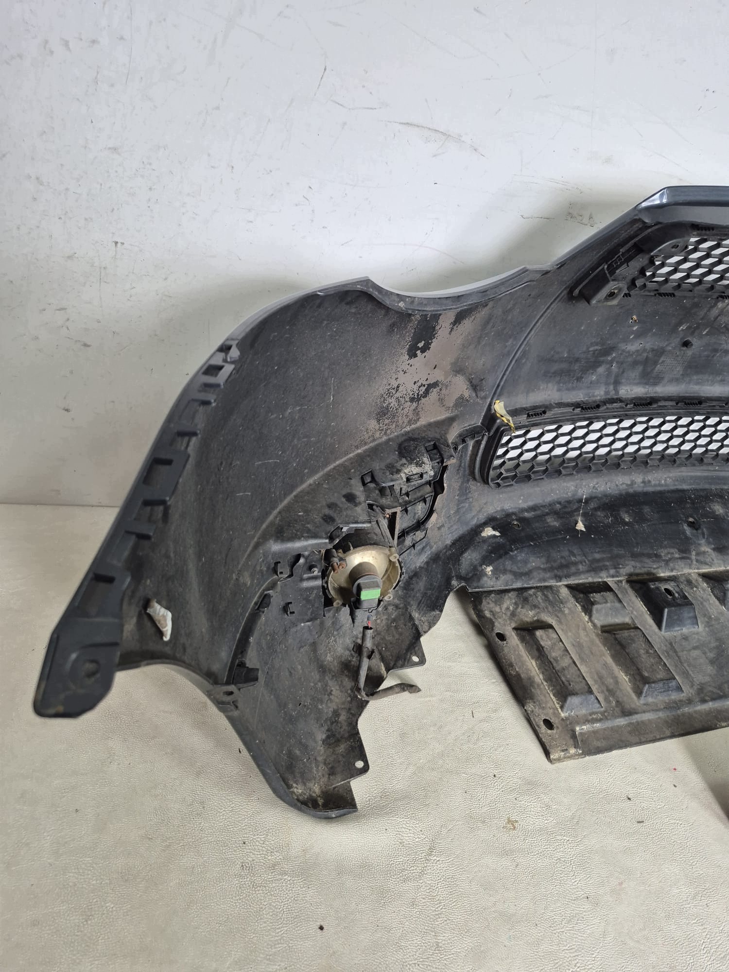 MITSUBISHI COLT 6 VI LIFT 08- bumper front front complete LAK.U05