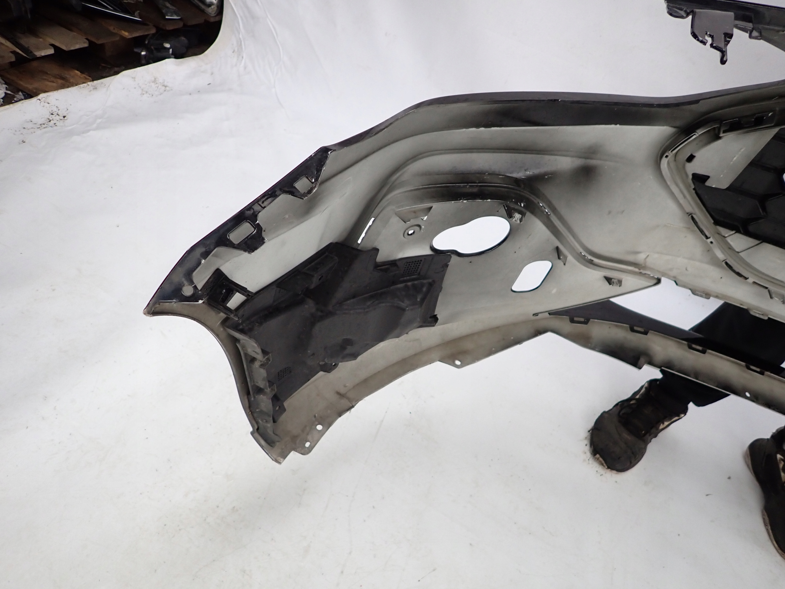 FORD FOCUS MK4 LIFT ST-LINE 21- bumper front front PDC