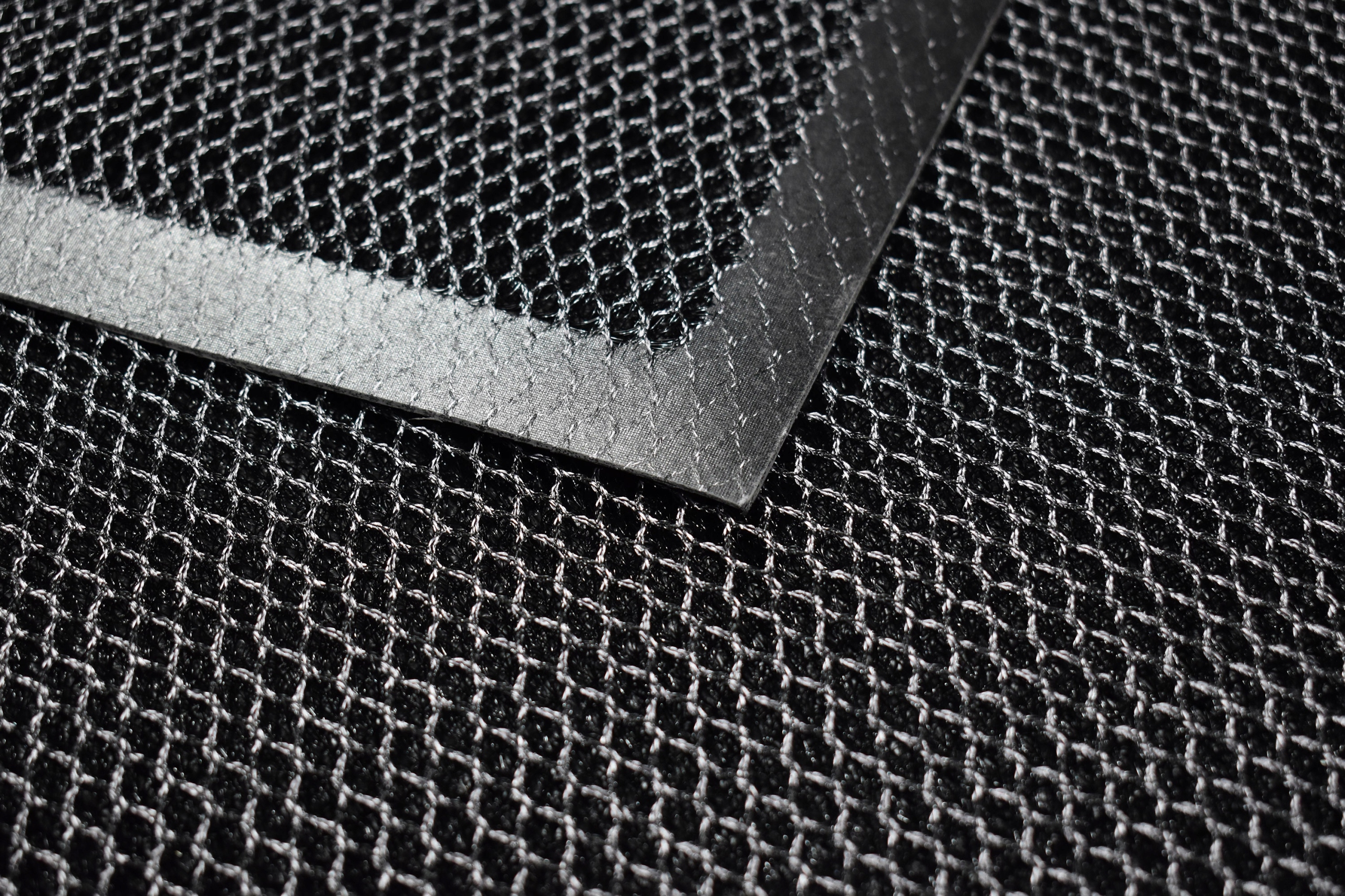 WYCIERACZKA WEJŚCIOWA 3D POD DRZWI DO BUTÓW 60x90 ZEWNĘTRZNA ANTYPOŚLIZGOWA Długość 90 cm