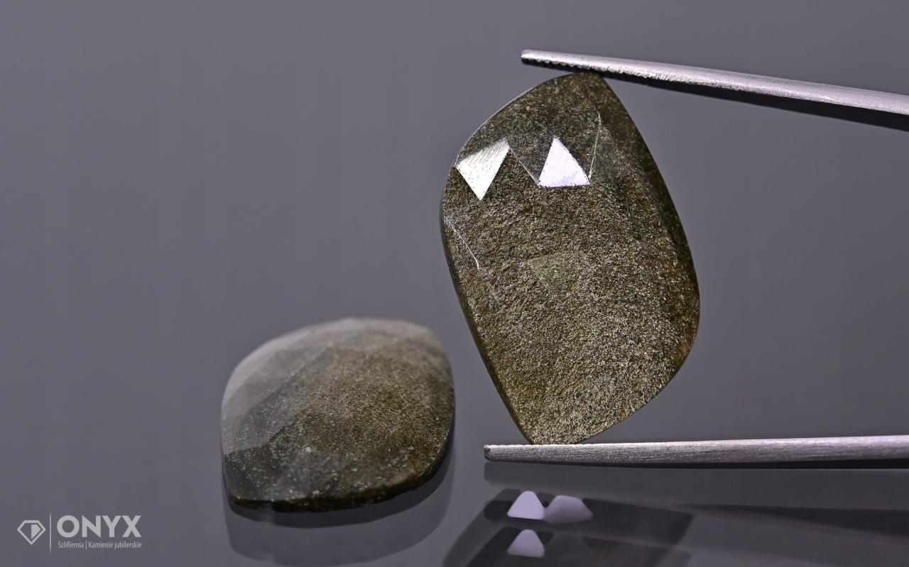 Obsidián zlatá fasetovaná rozeta Para nepravidelná