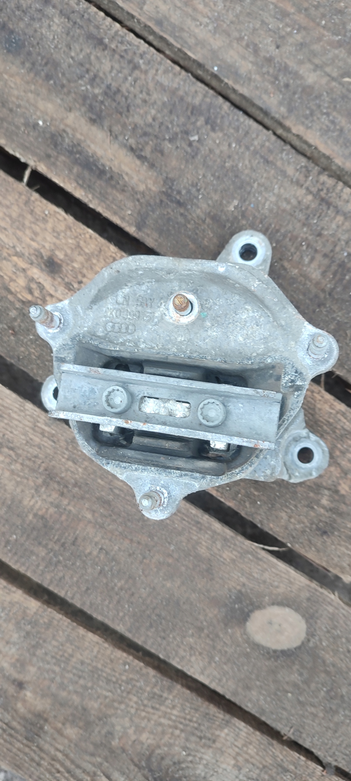 gearbox mount AUDI A4 B8 A5 8T 2.0 TDI 8K0399151