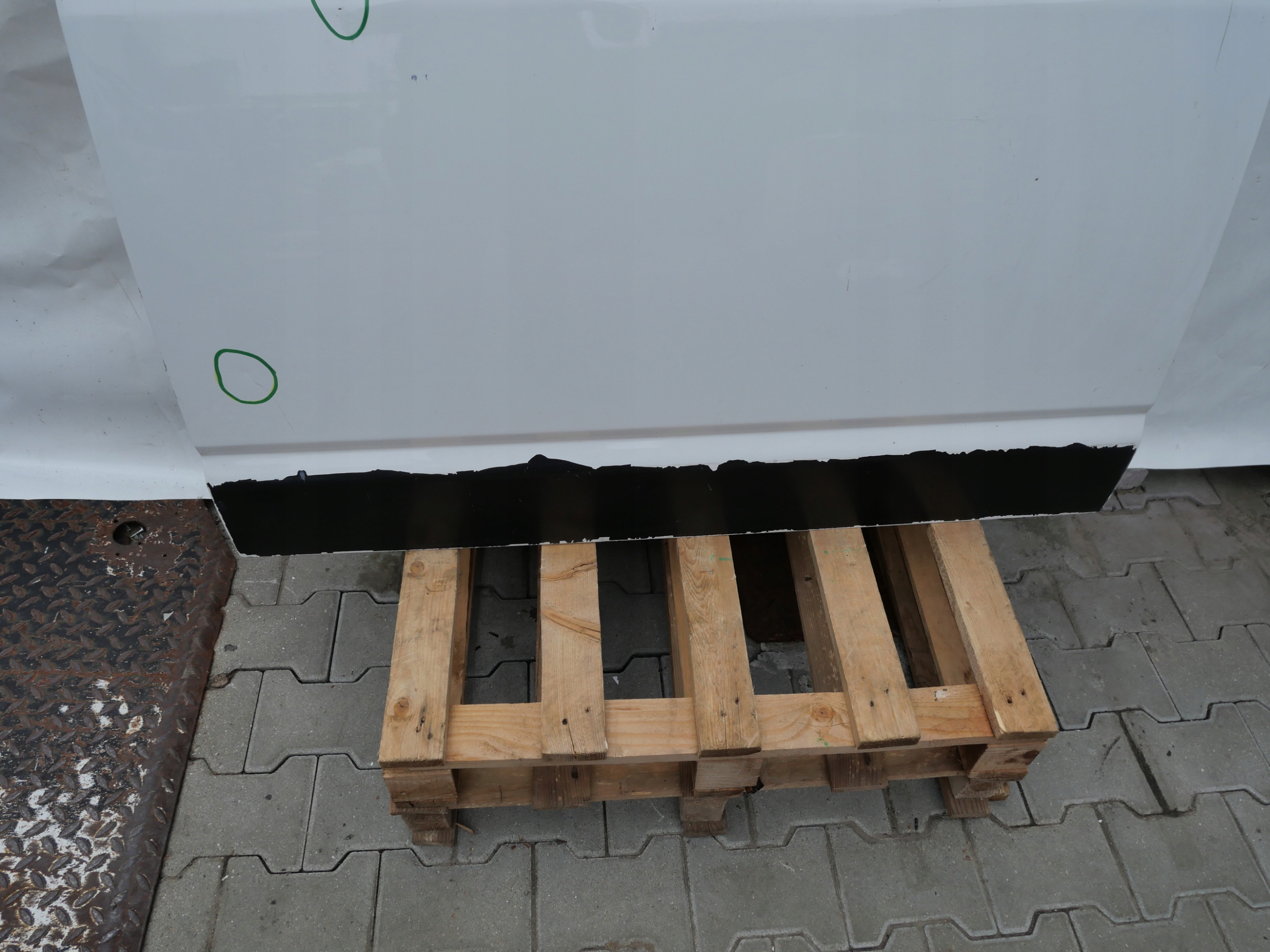 VW T6 door sliding right