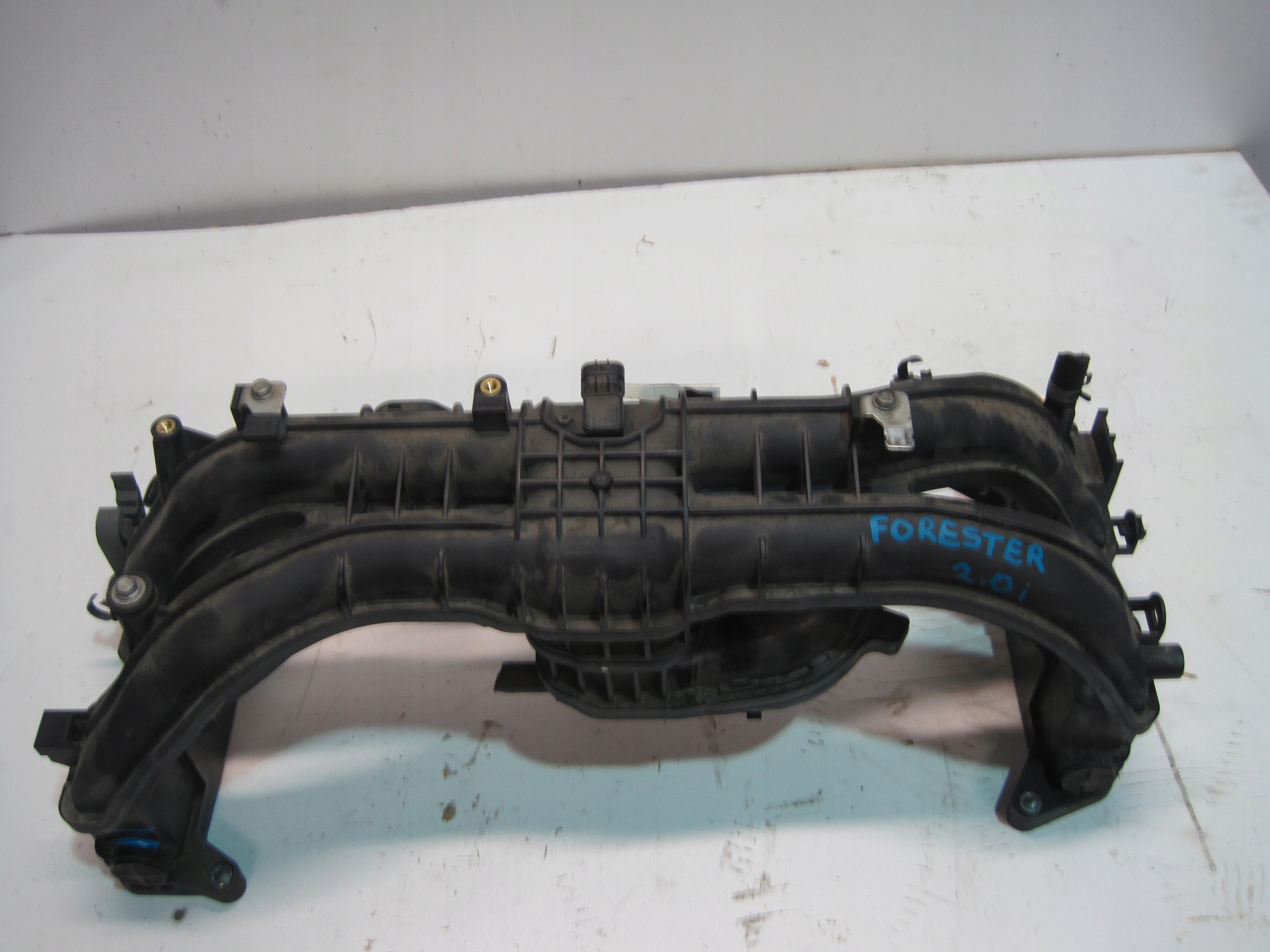 intake manifold Subaru Forester 2.0i 14001AC62