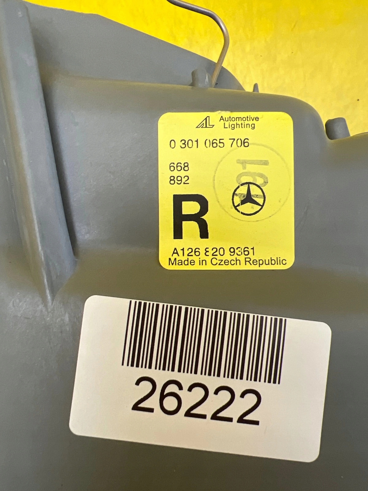 light right Mercedes W126 79-91 A1268209361