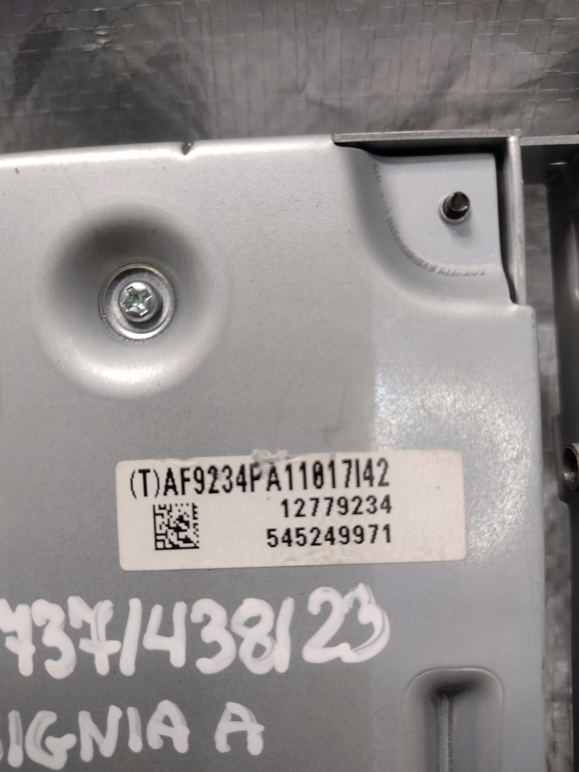 control unit pradu Opel Insignia A OE 12779234