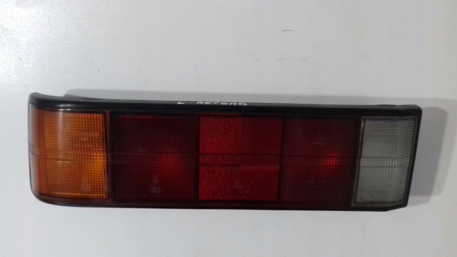 OPEL REKORD Sedan Licht links