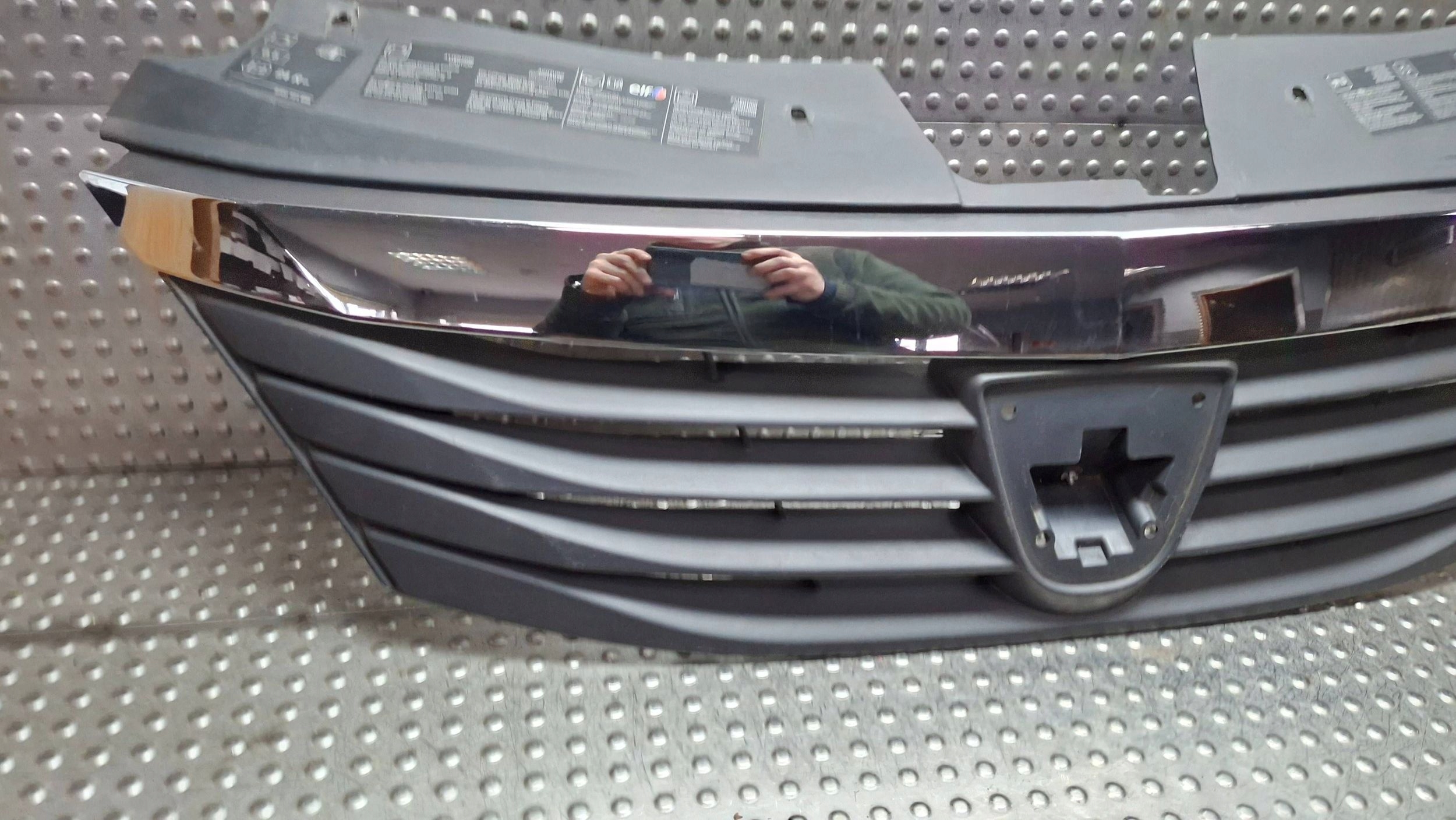 GRIGLIA Paraurti Anteriore 8200748240 DACIA LOGAN e LIFT 2007