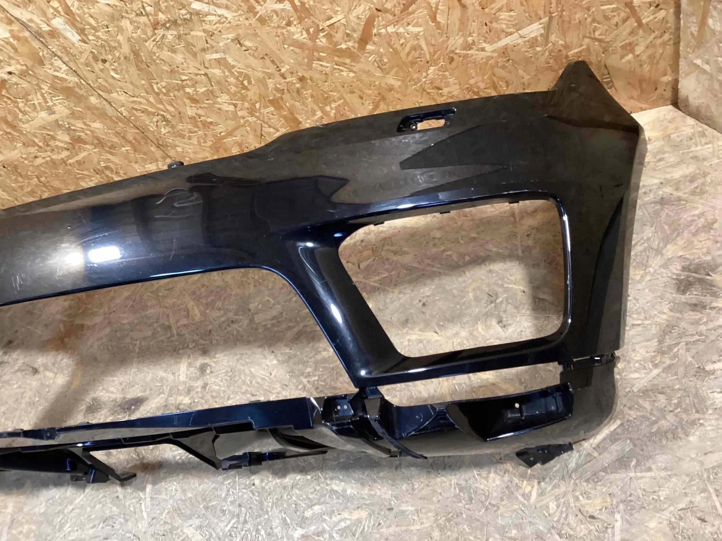 Land Rover Range Rover Sport L494 Zderzak przód LR098918 Numer katalogowy części LR098918