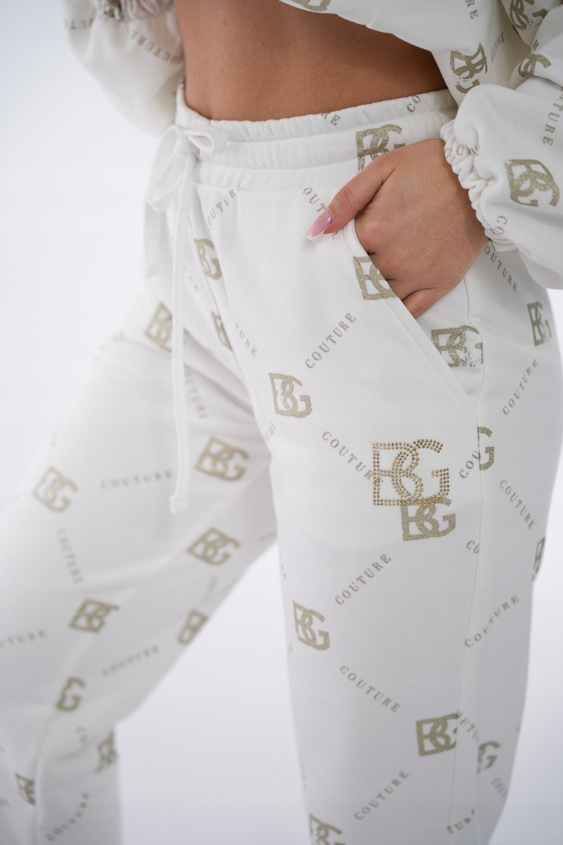 BRANDENBURG DRES KOMPLET HOLO WOMAN BIAŁY ZŁOTY L Model HOLO