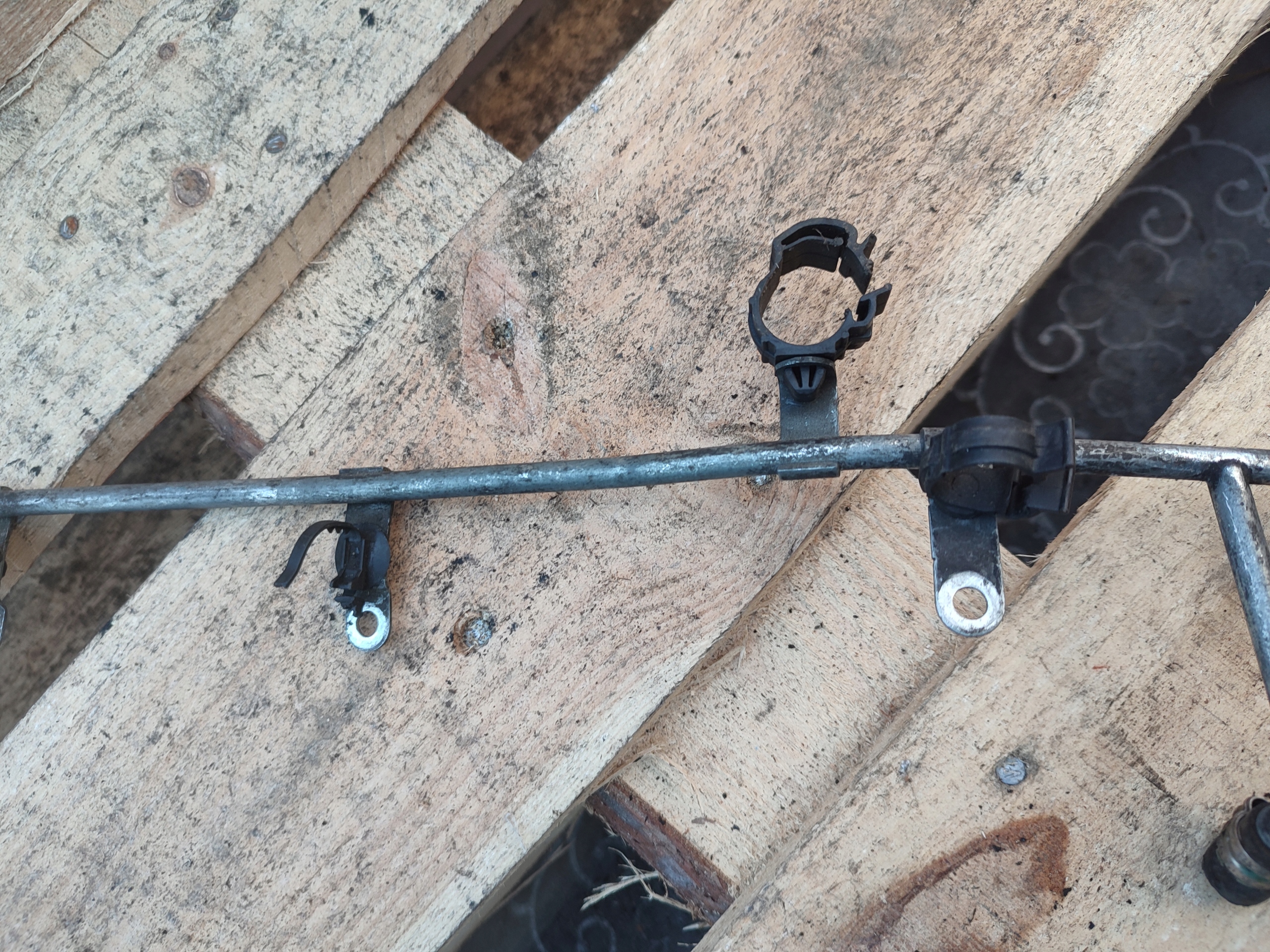 prijenos paliwowy Opel Astra H 643293970