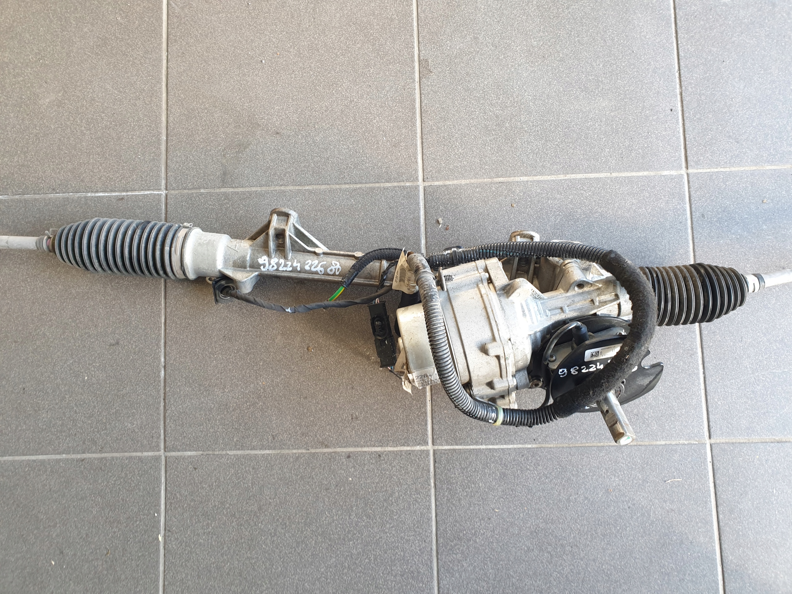 servo control PEUGEOT 208 2015- LIFT 9822422680