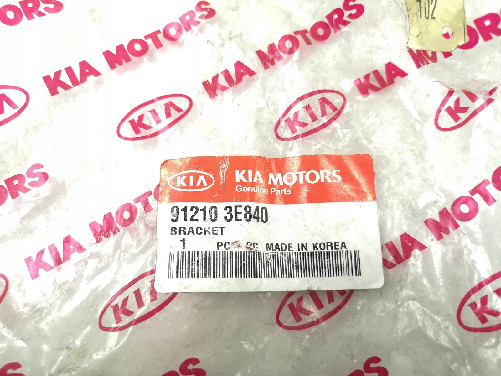 držač kutije osigurača KIA SORENTO 02-06 / 912103E840