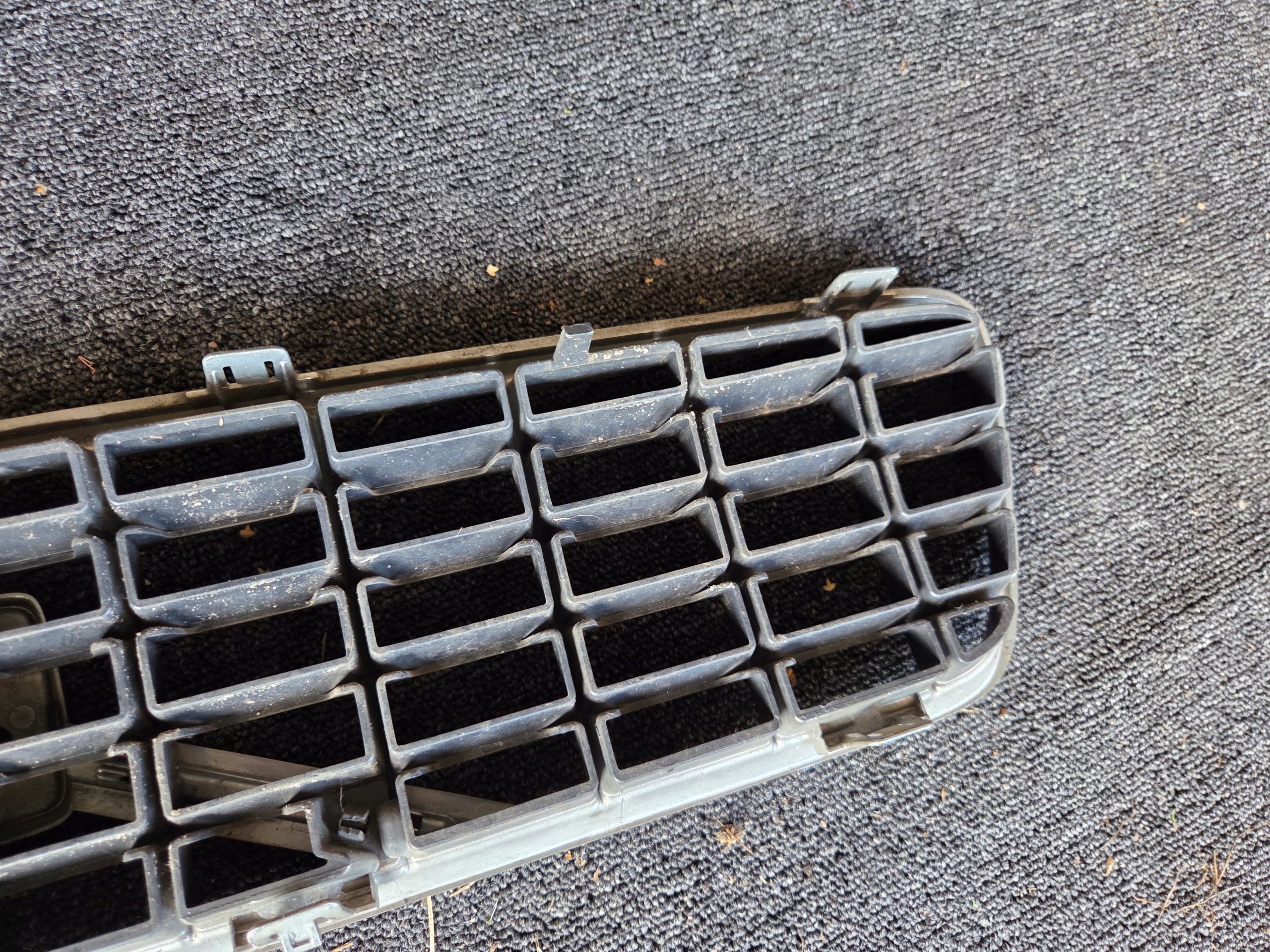 Grille VOLVO S40 II V50 08620116