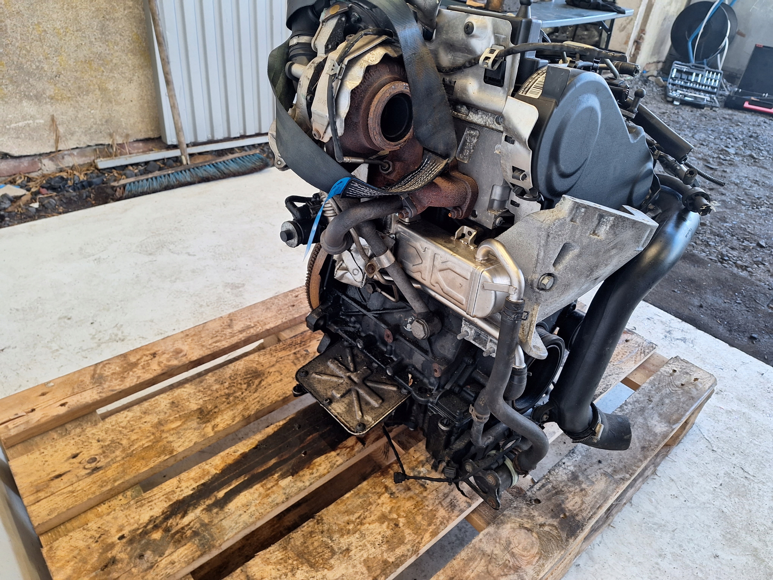 VOLKSWAGEN POLO V 6R 08-14 engine 1.2 TDI CFW