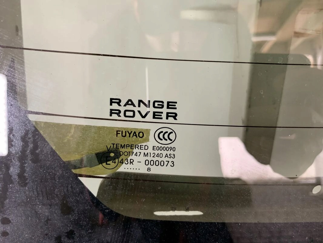 Range Rover Voque boot door rear