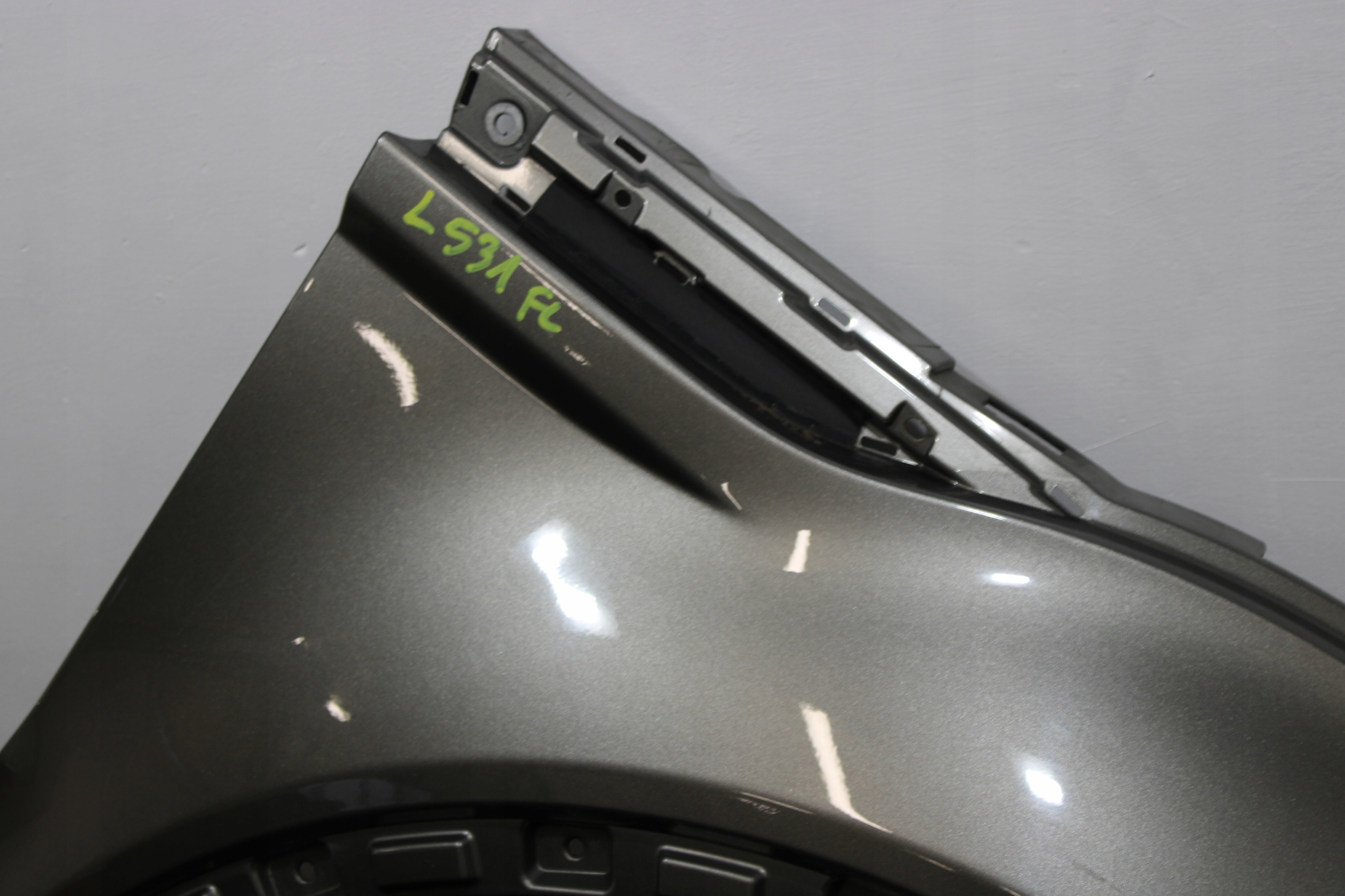 fender right front front LAND ROVER EVOQUE L538 LIFT