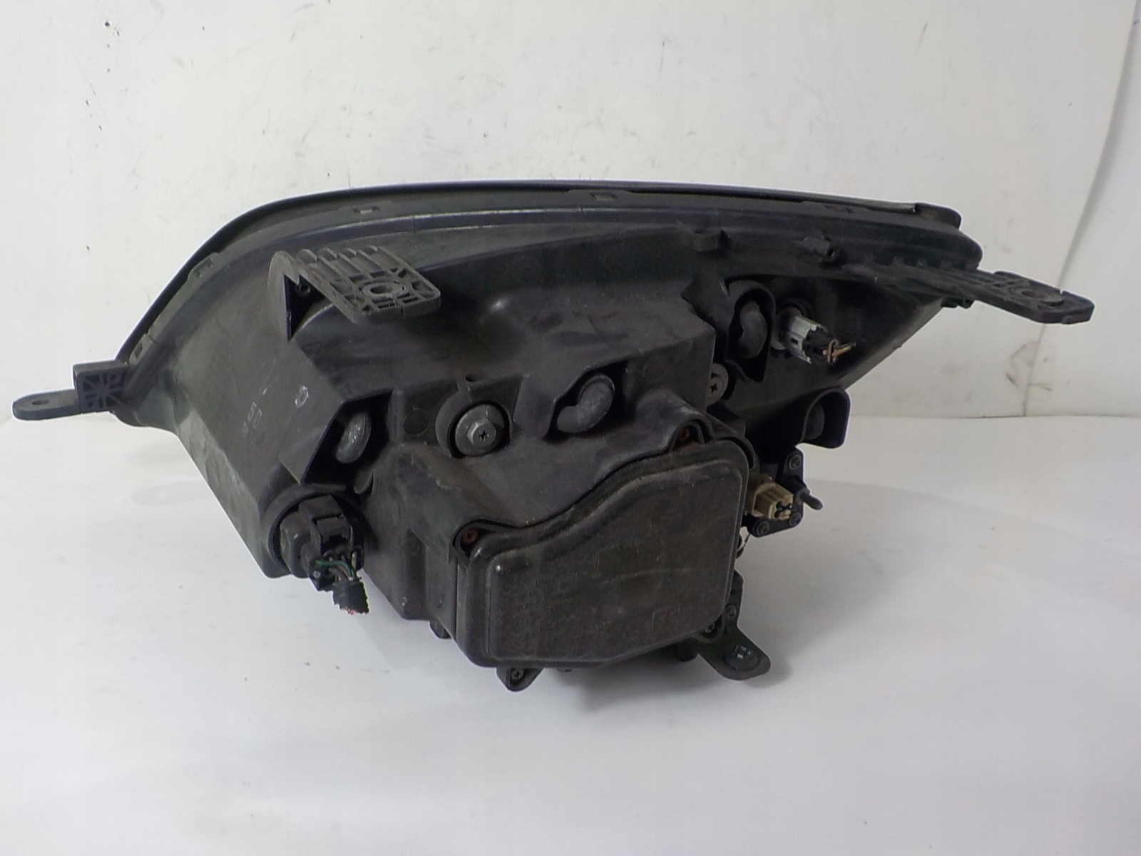 OPEL ANTARA XENON light right front front UK