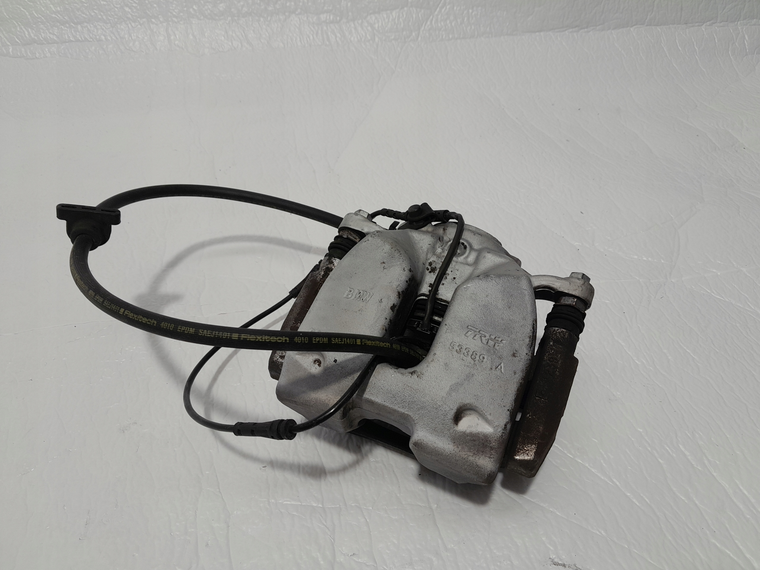 BMW X3 G01 LCI caliper brakes left front 6882253