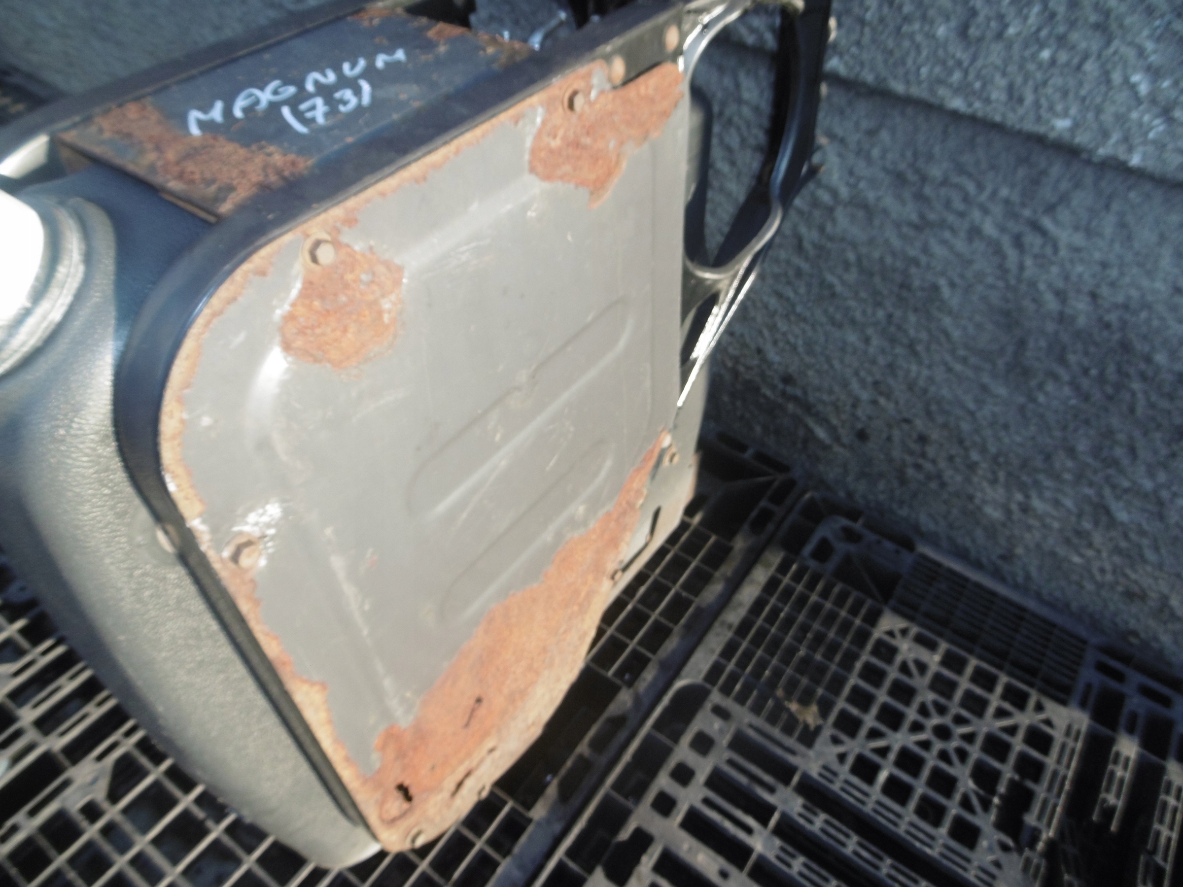 ZBIORNIK ADBLUE RENAULT MAGNUM PREMIUM DXI VOLVO Engine Type No information