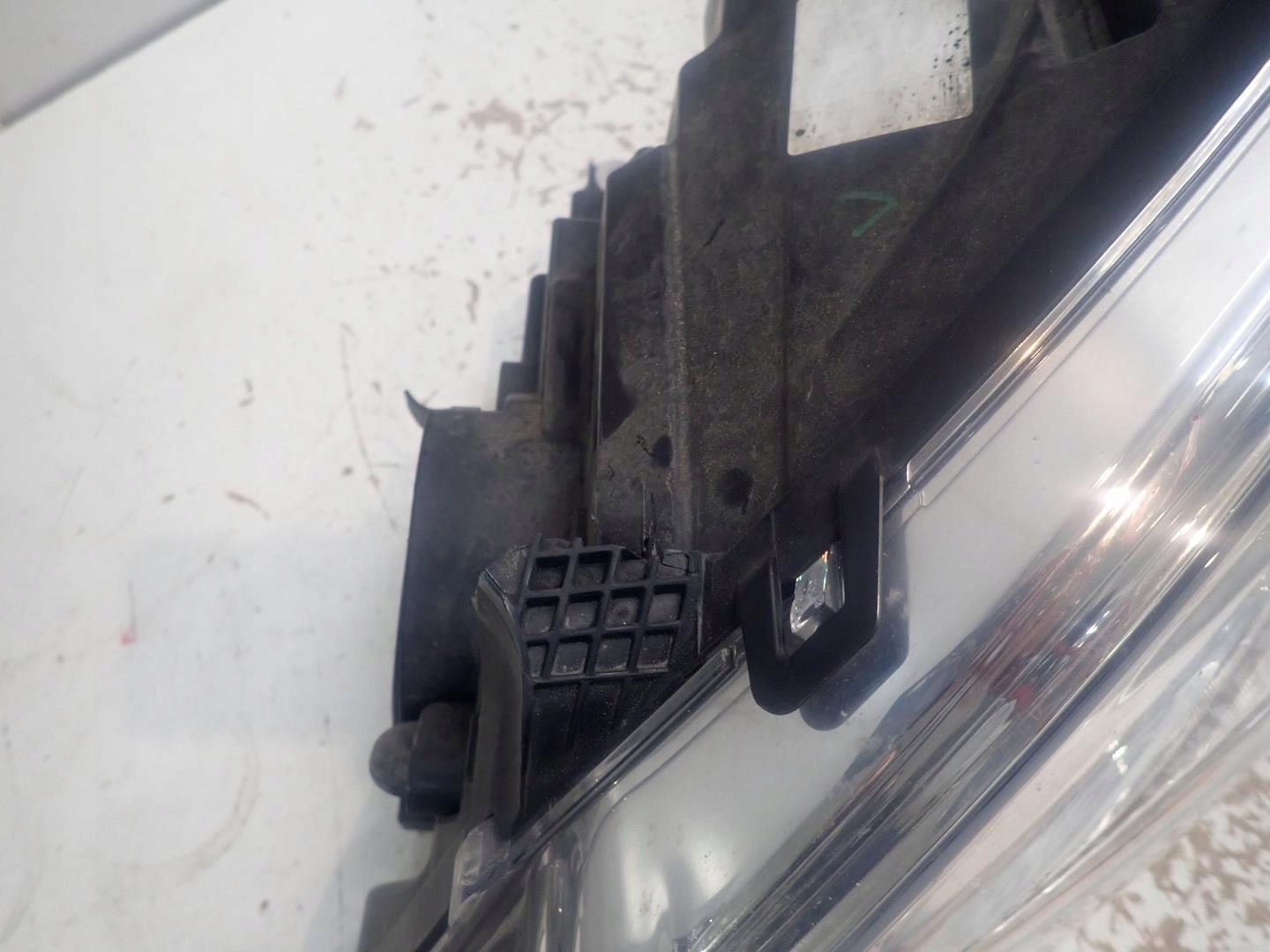 light front left FORD TRANSIT CUSTOM 2013