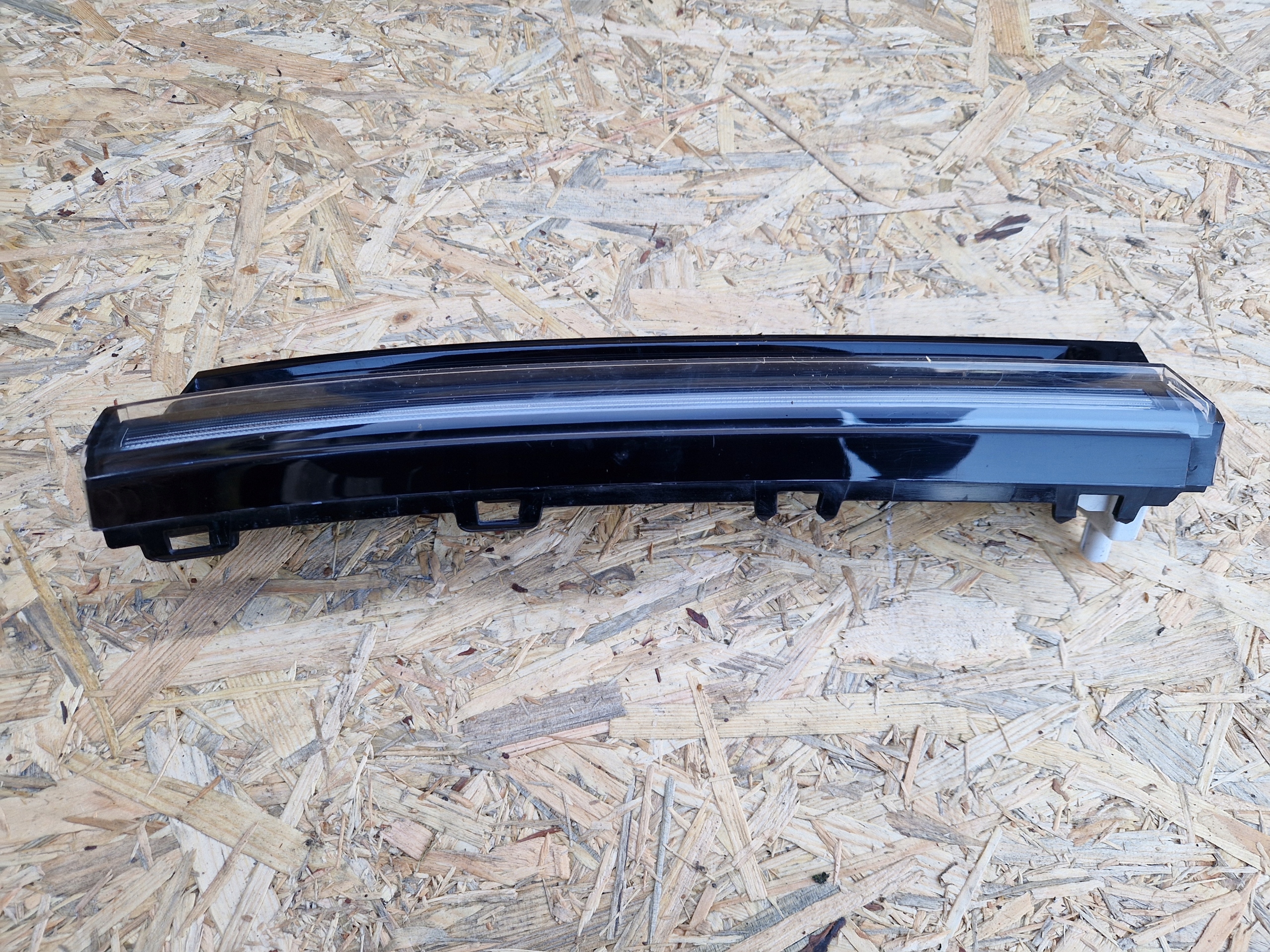 led левый решетка радиатора vw PASSAT B9 3J