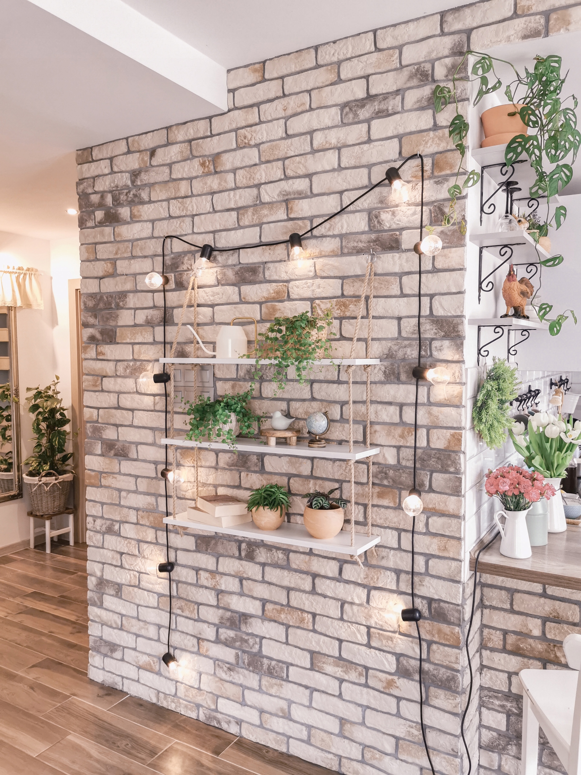 Wiszące białe półki na sznurkach linach, 80 cm Marka Dekostera