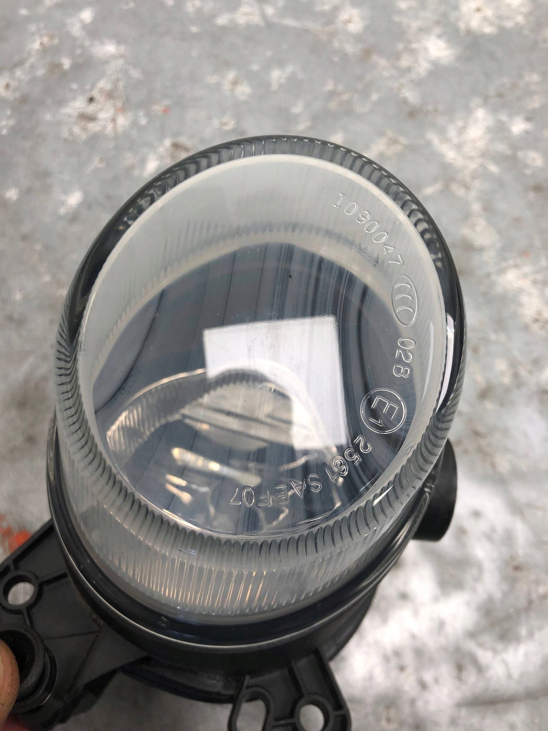 fog light left front MERCEDES W212 A2128200956