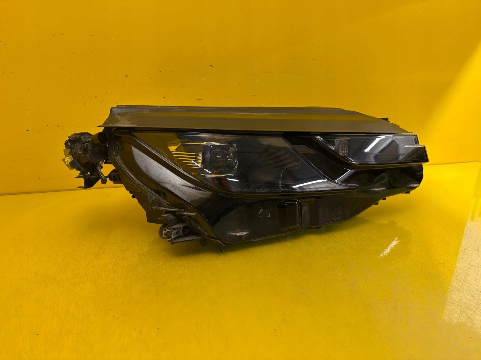 light right front VW Arteon Full Led 3G8941036